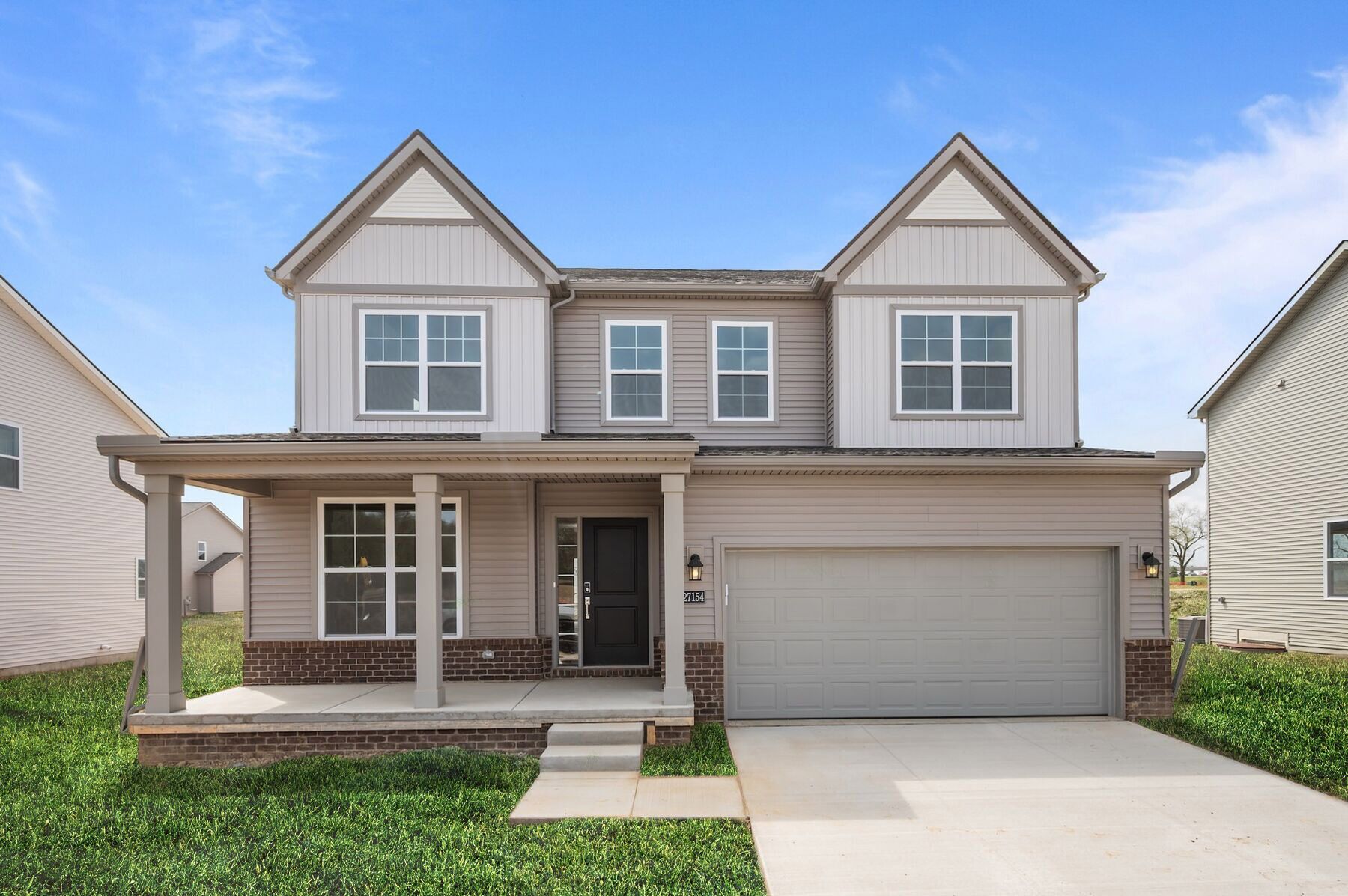 Front Exterior:Front Exterior