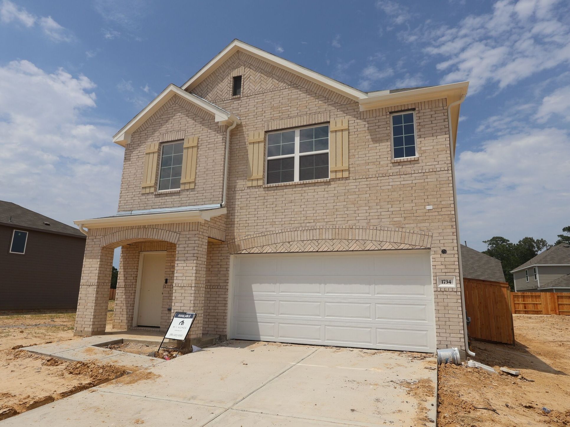 Front Exterior:Front Exterior