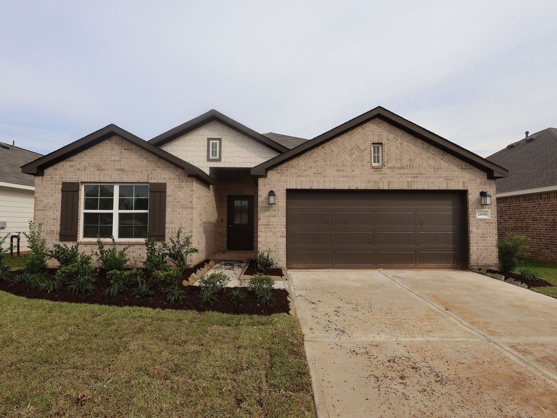 Front Exterior:Front Exterior