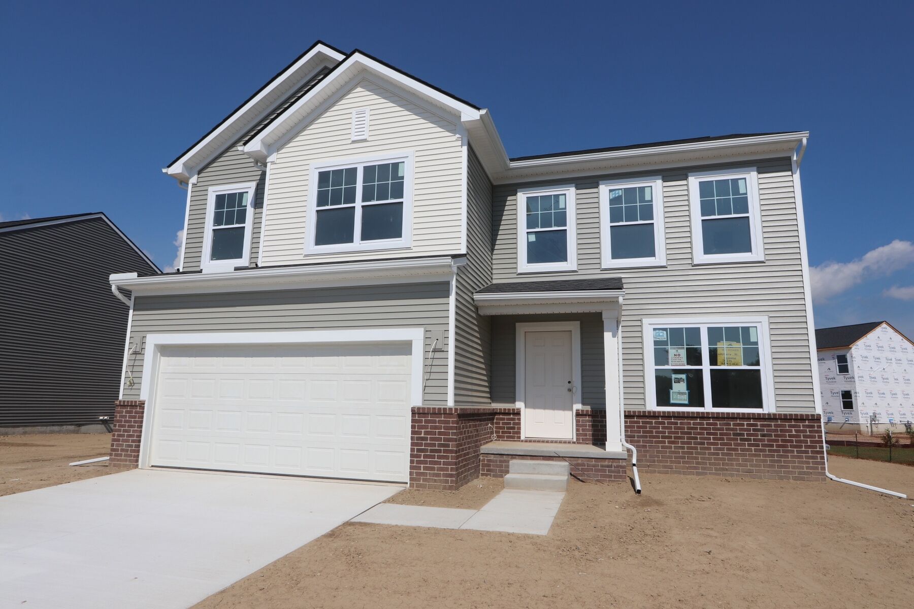 Front Exterior:Front Exterior