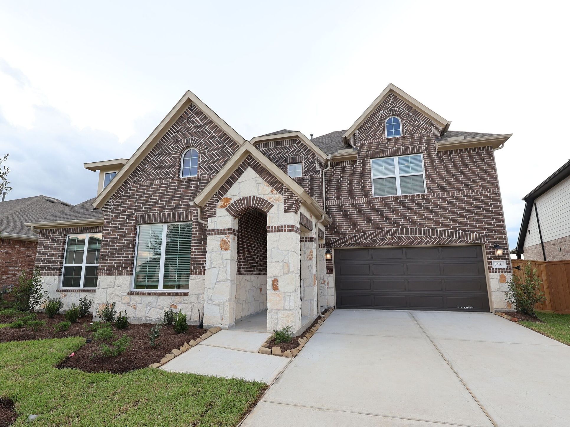 Front Exterior:Front Exterior