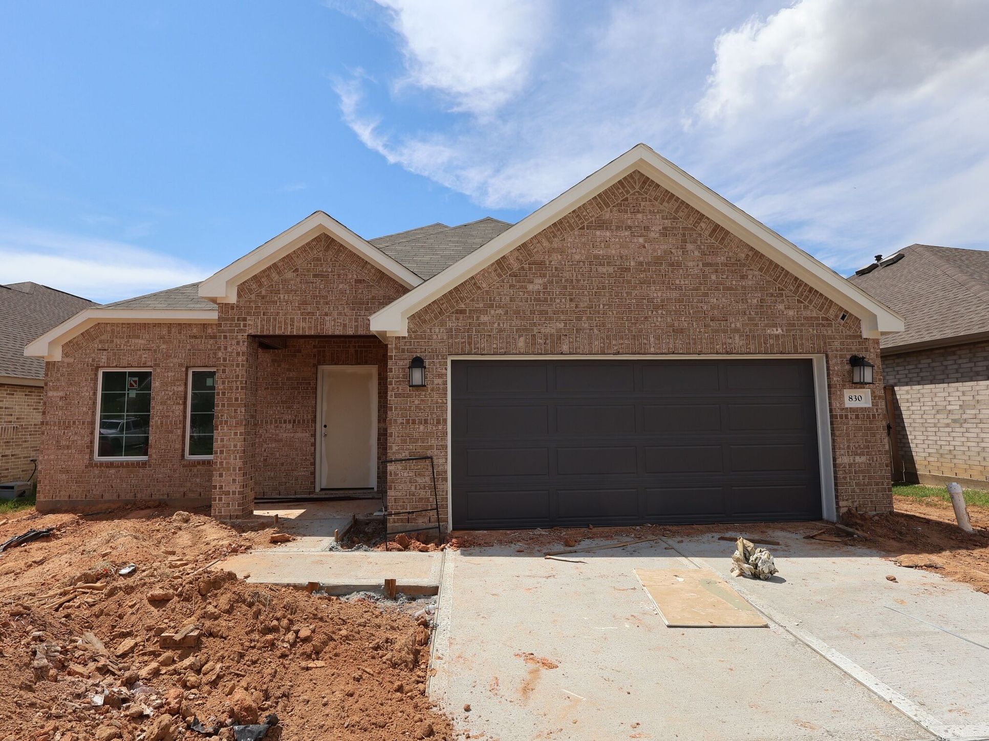 Front Exterior:Front Exterior