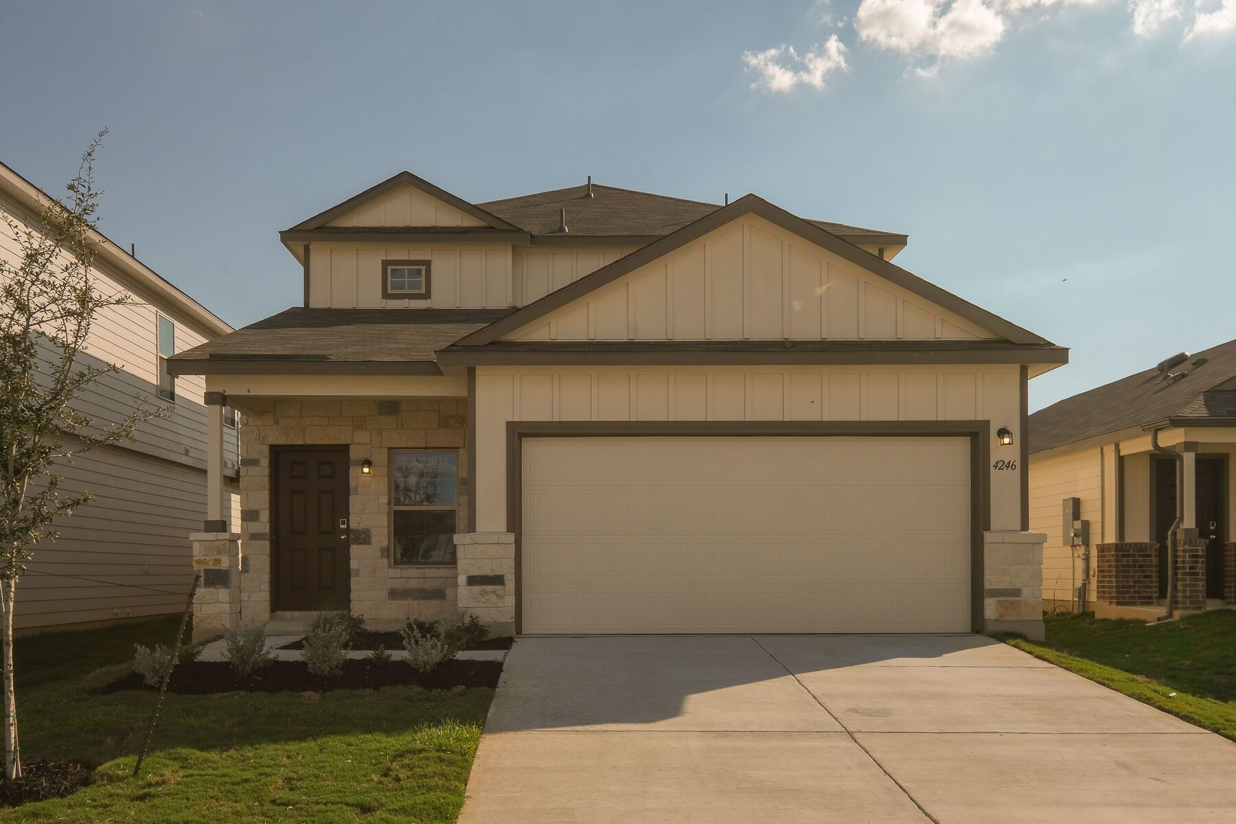 Front Exterior:Front Exterior