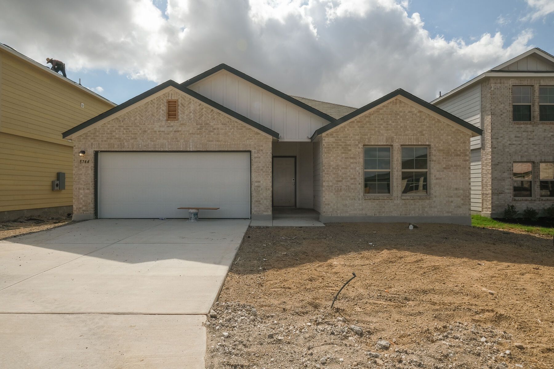 Front Exterior:Front Exterior