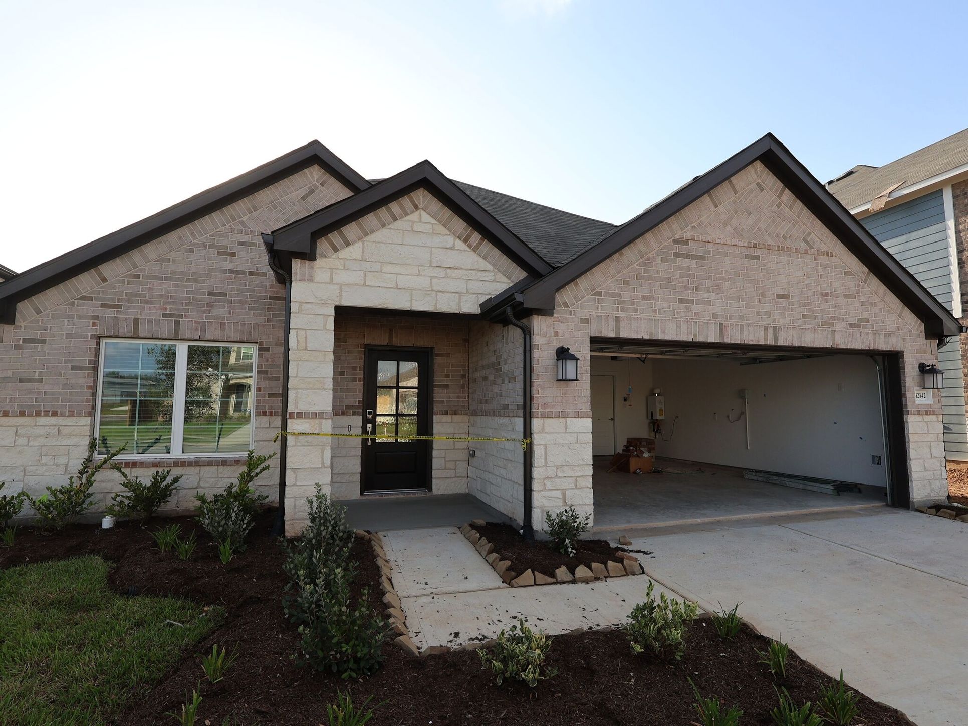 Front Exterior:Front Exterior
