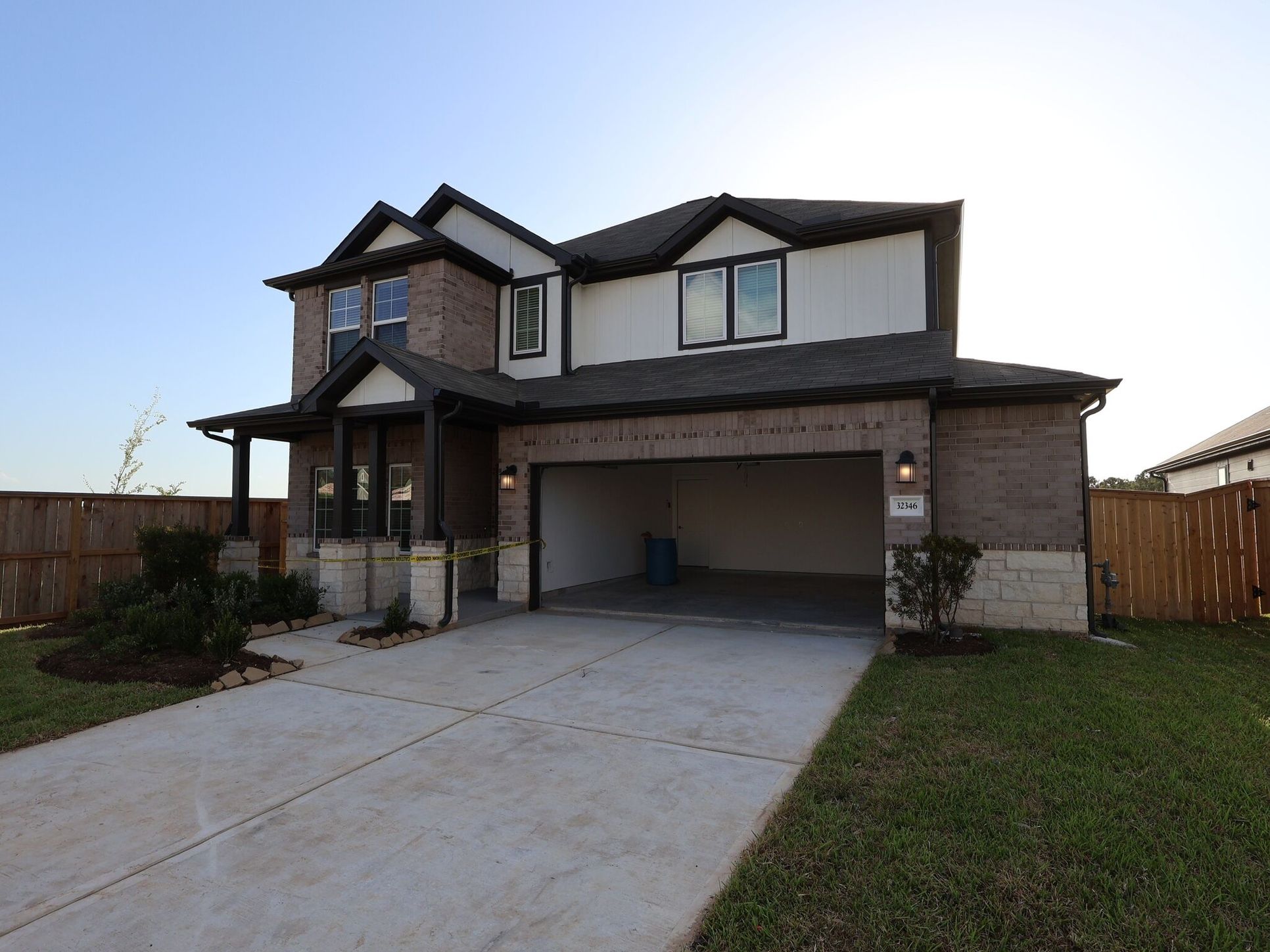 Front Exterior:Front Exterior