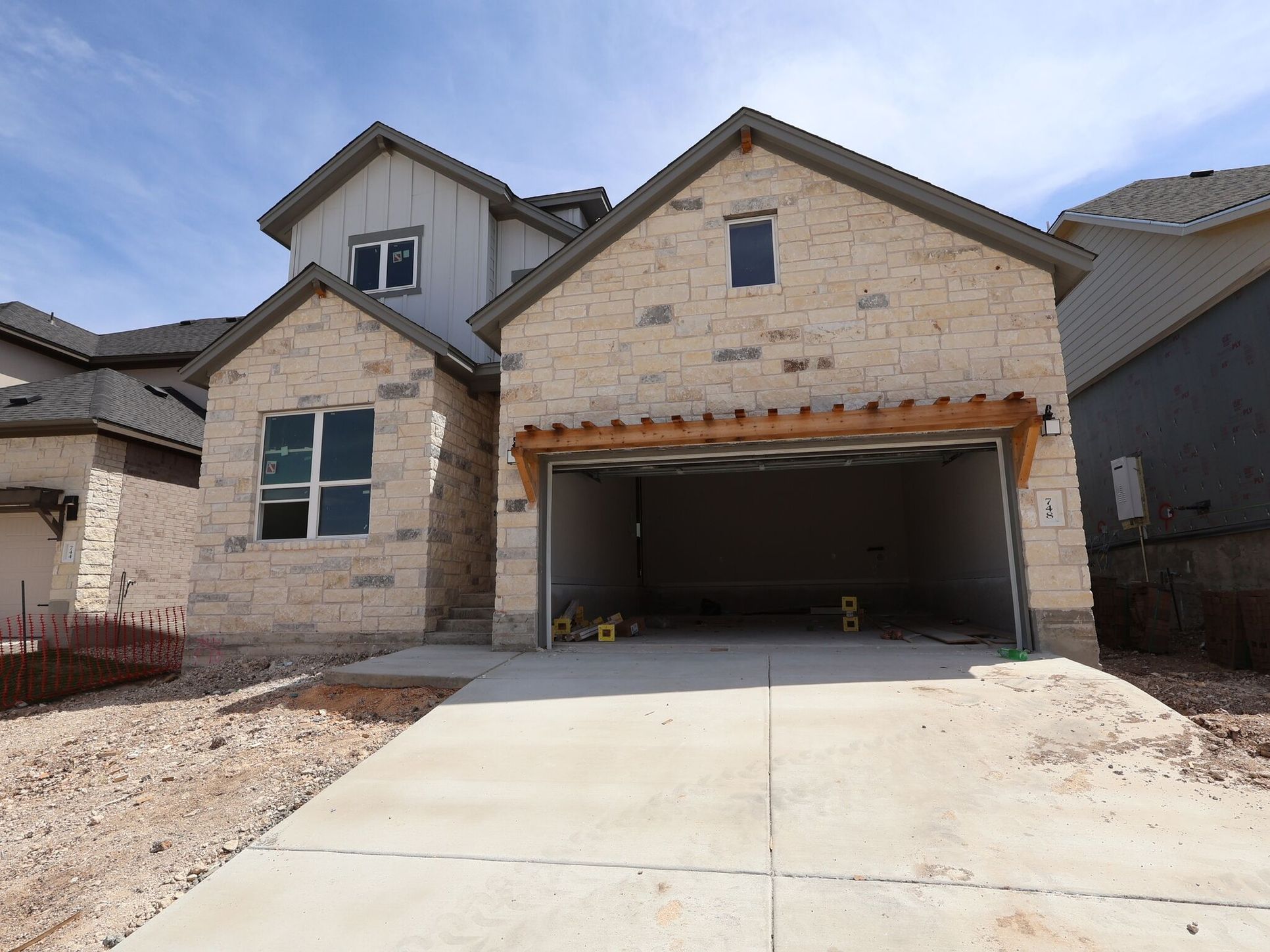 Front Exterior:Front Exterior