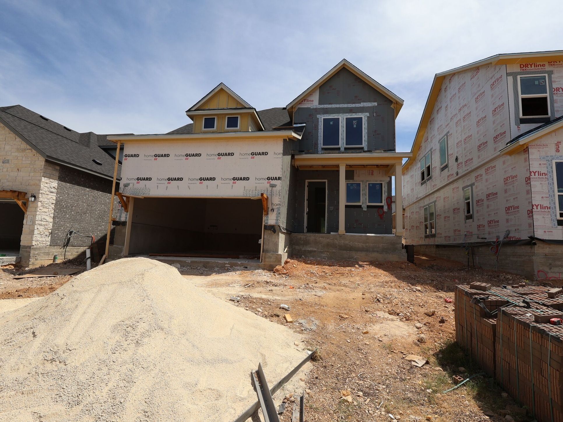 Front Exterior:Front Exterior