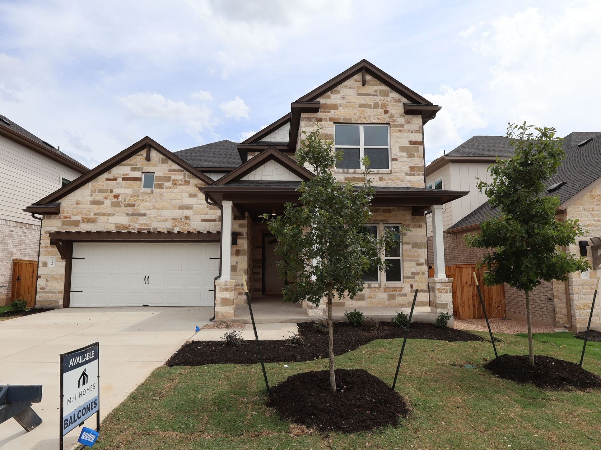 Front Exterior:Front Exterior