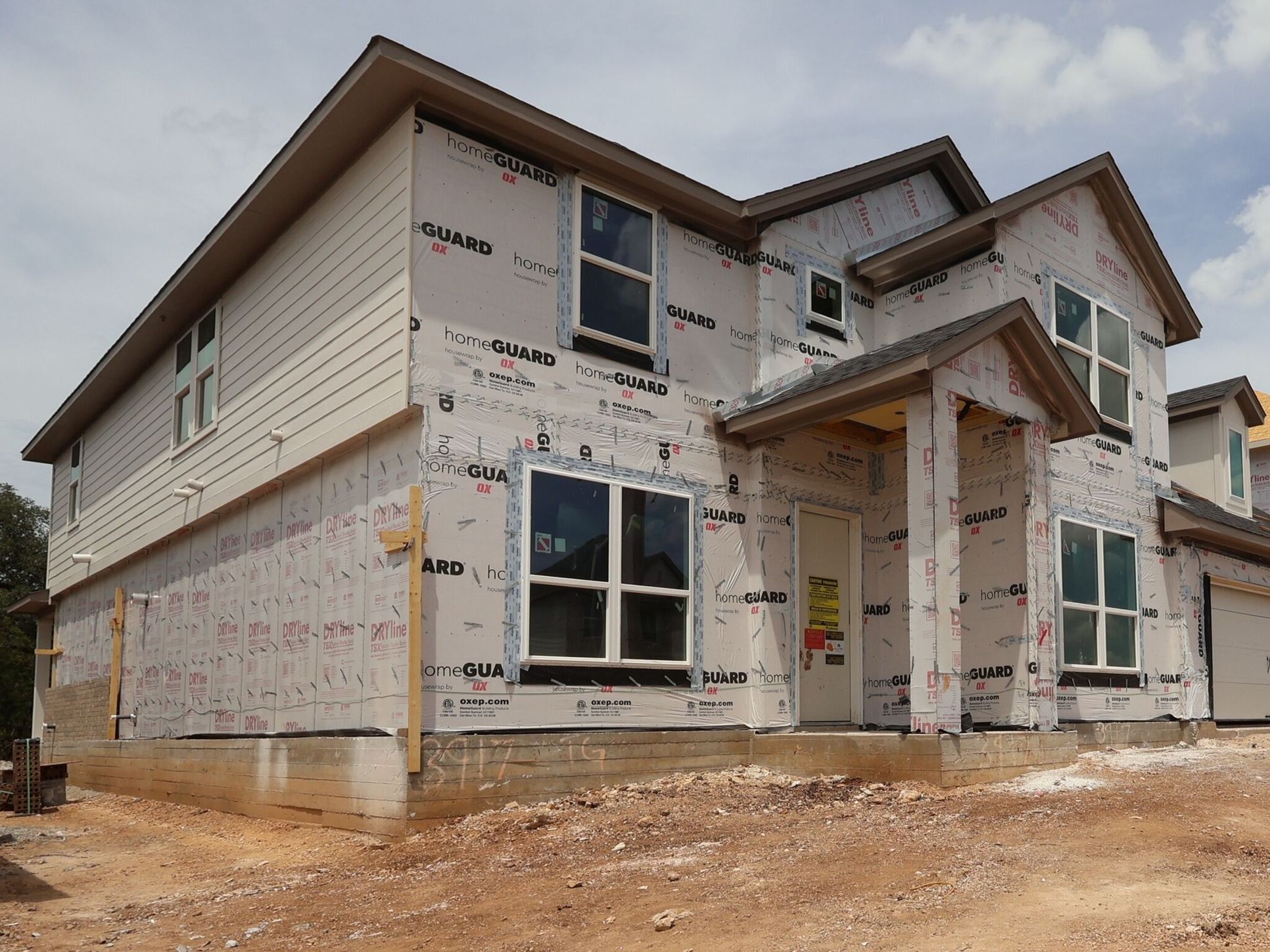 Side Exterior:Side Exterior