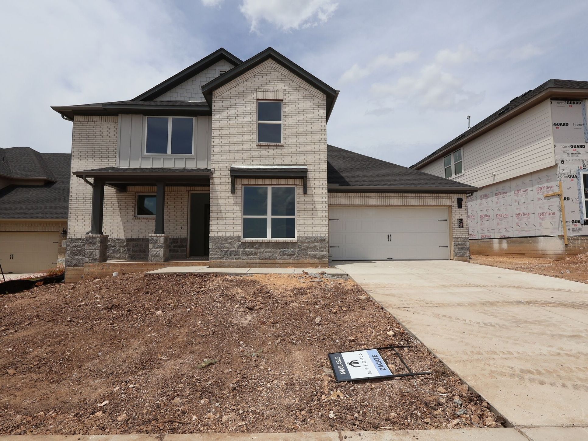 Front Exterior:Front Exterior
