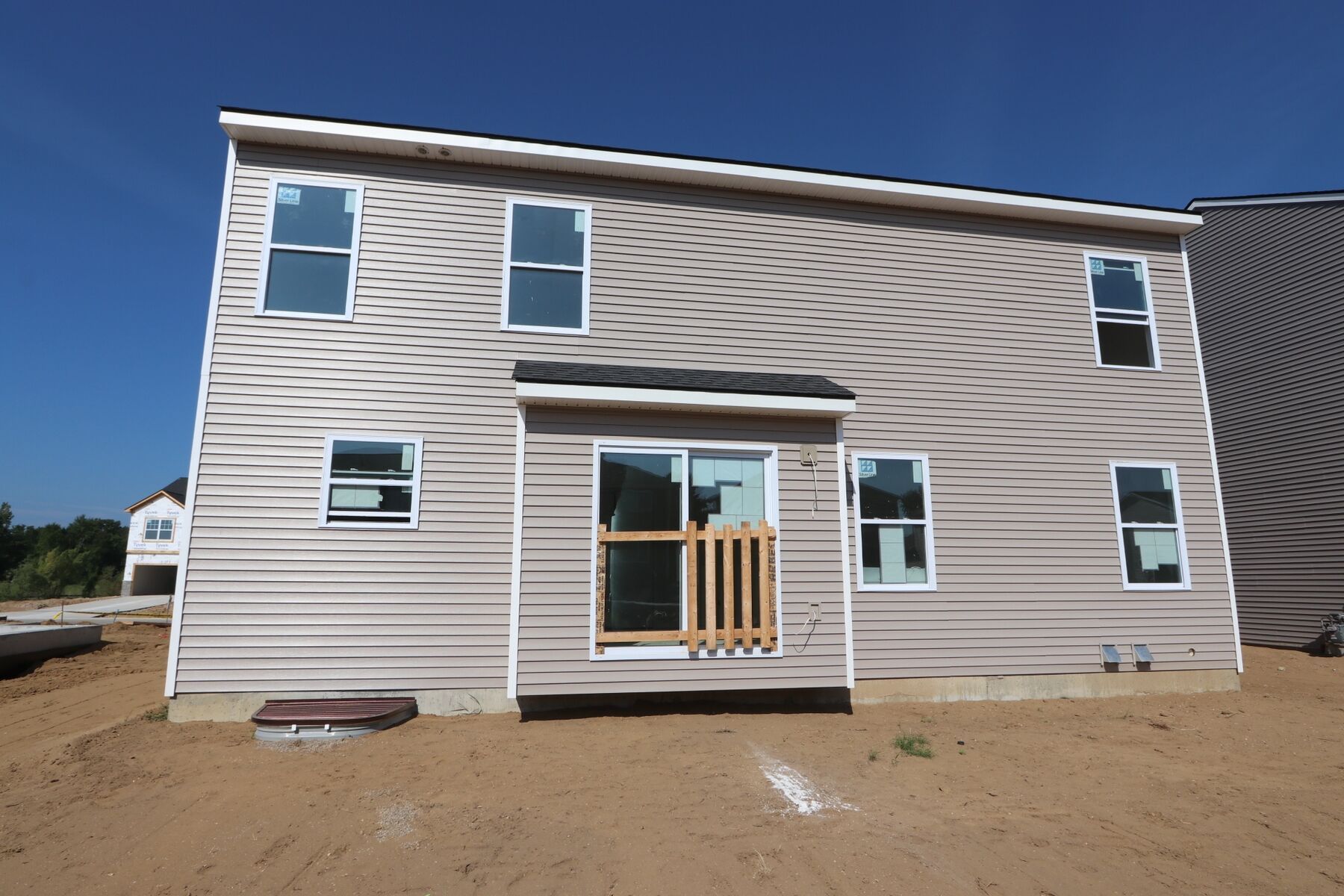 Back Exterior:Back Exterior