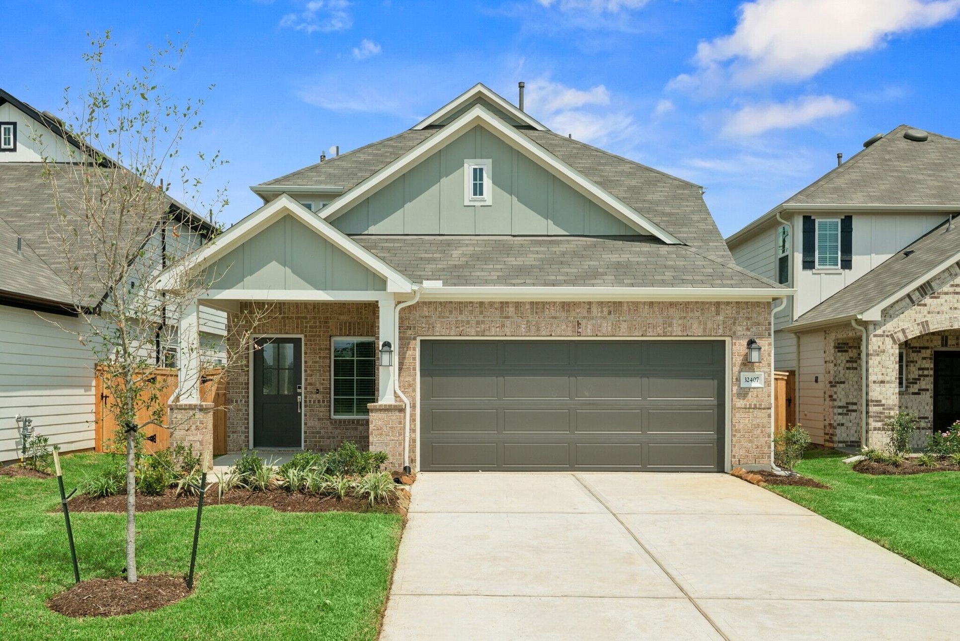 Front Exterior:Front Exterior