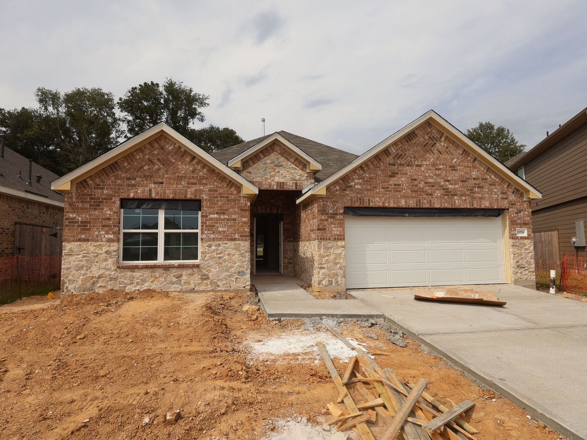 Front Exterior:Front Exterior