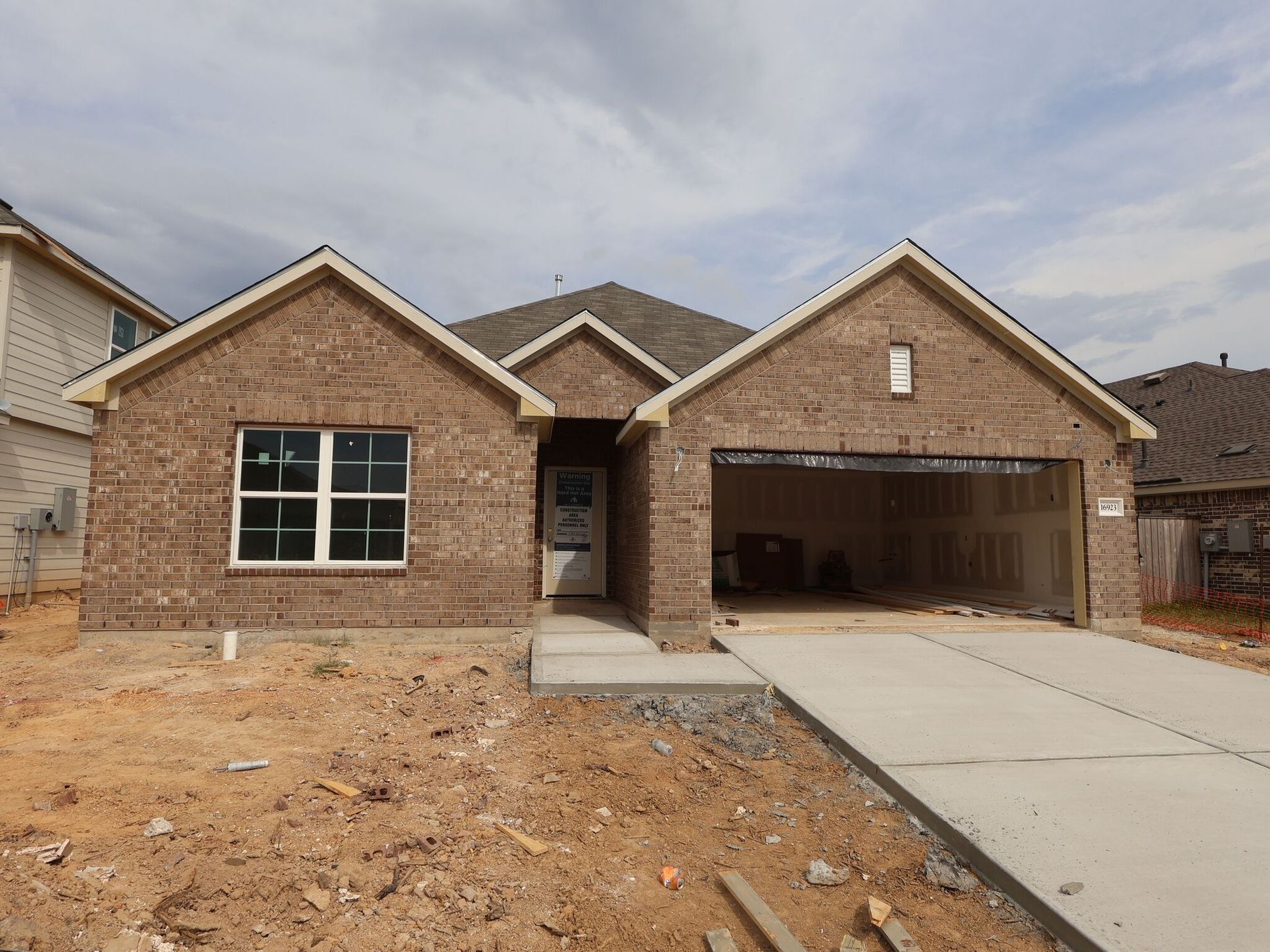 Front Exterior:Front Exterior