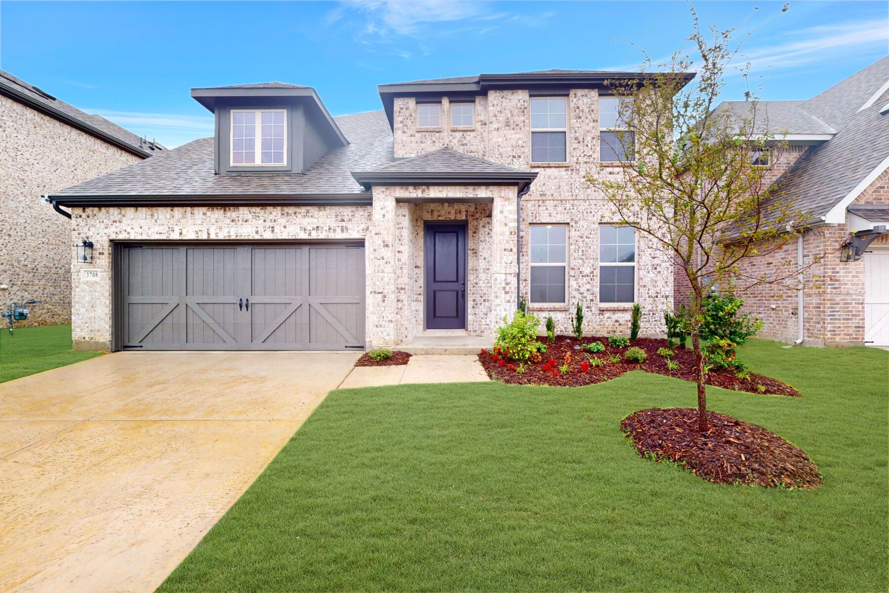 Front Exterior:Front Exterior