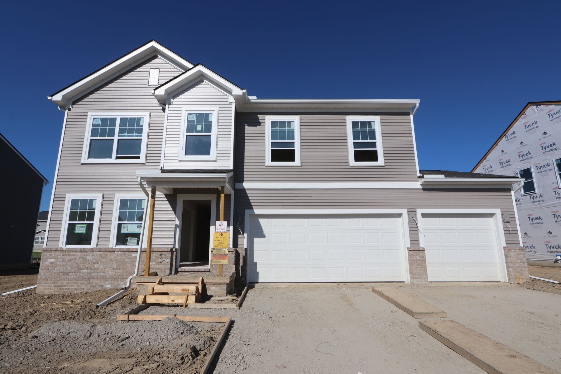 Front Exterior:Front Exterior