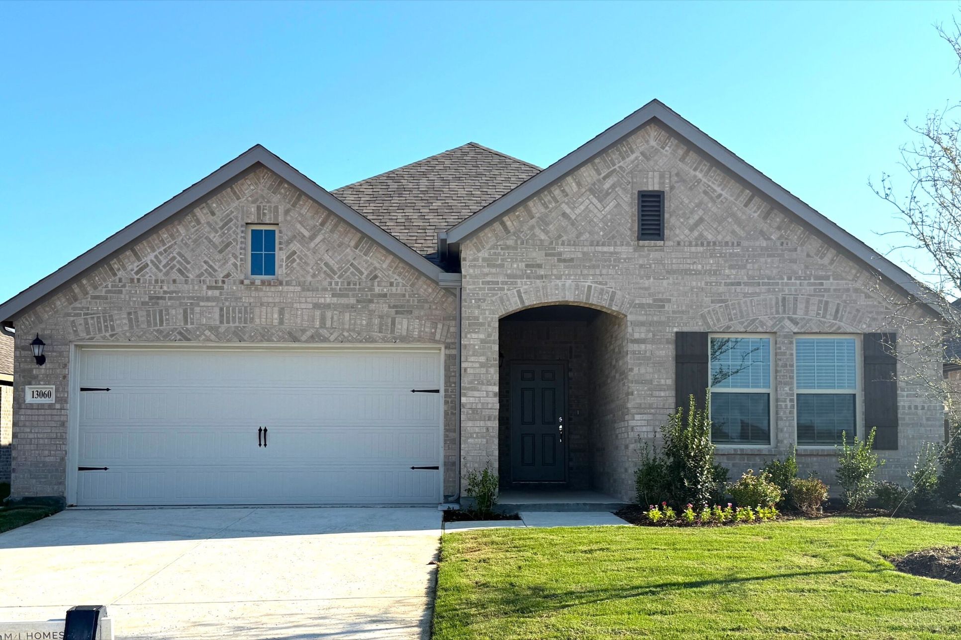 Front Exterior:Front Exterior
