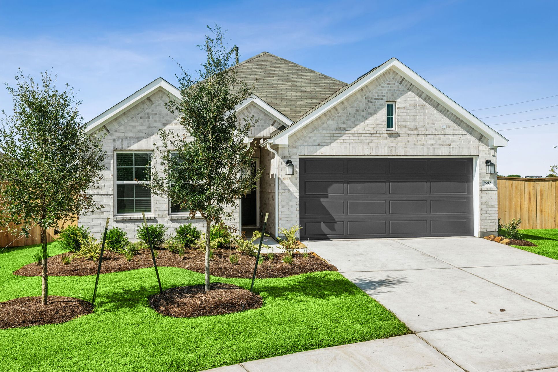 Front Exterior:Front Exterior