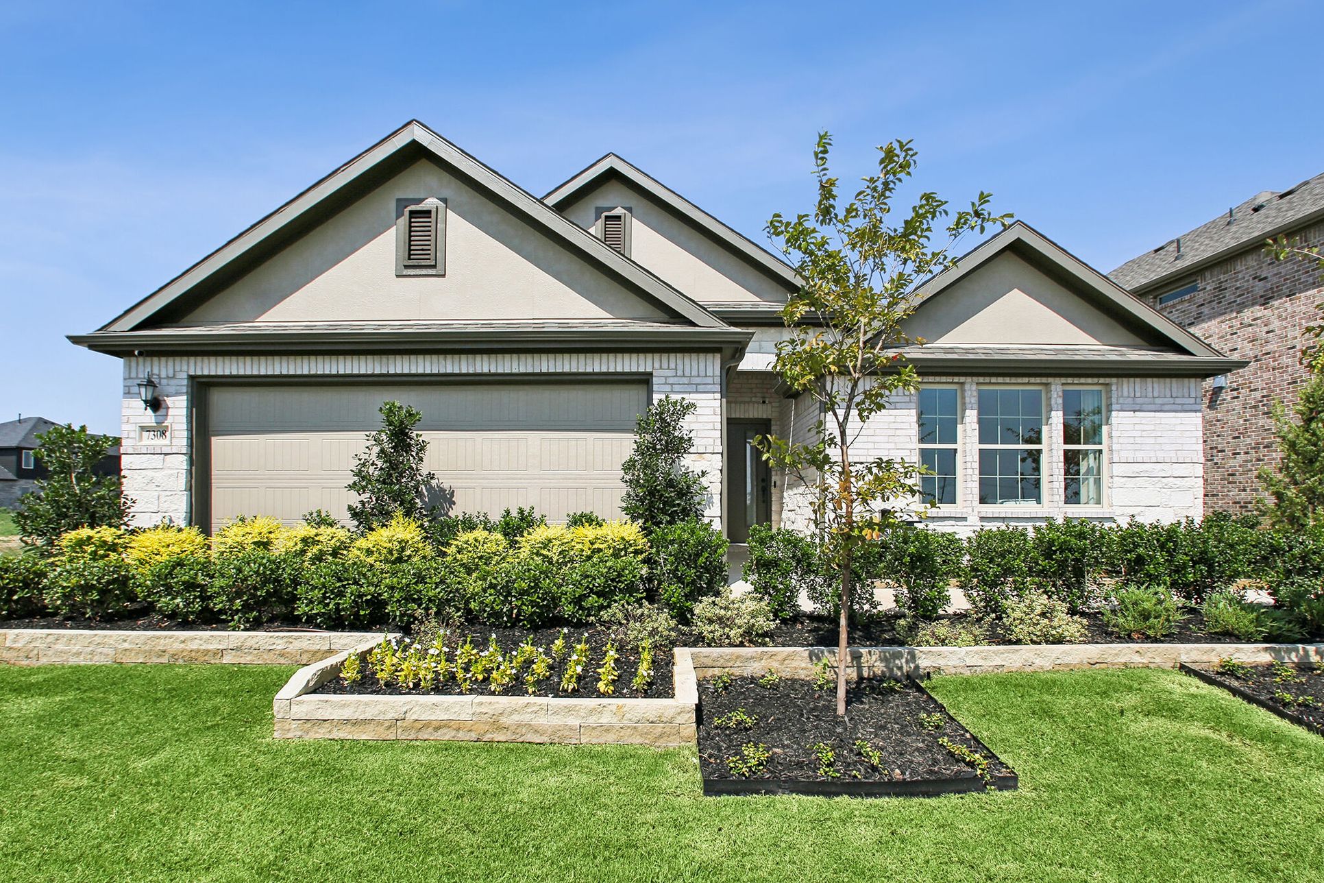 Front Exterior:Front Exterior