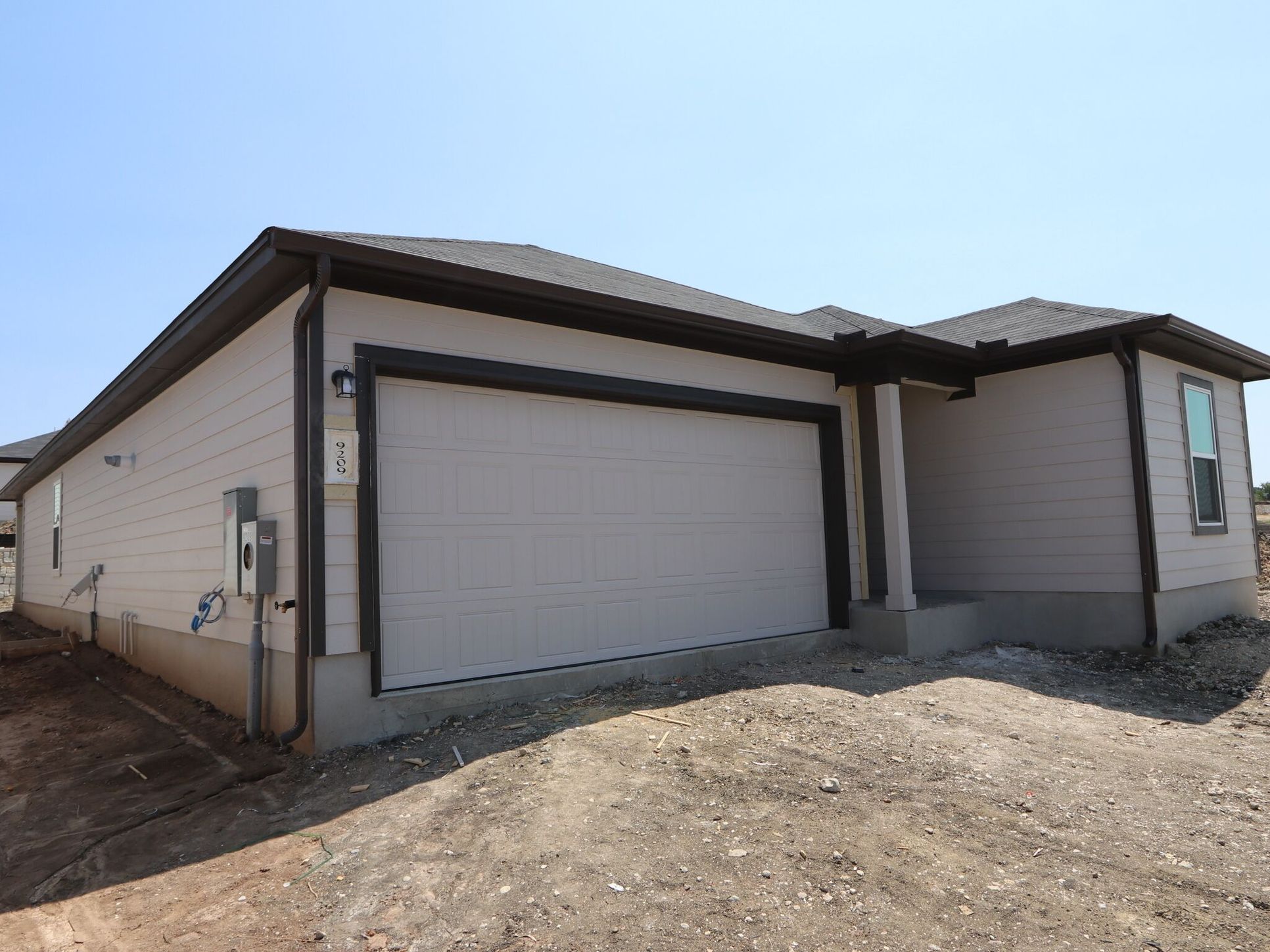 Exterior:Exterior