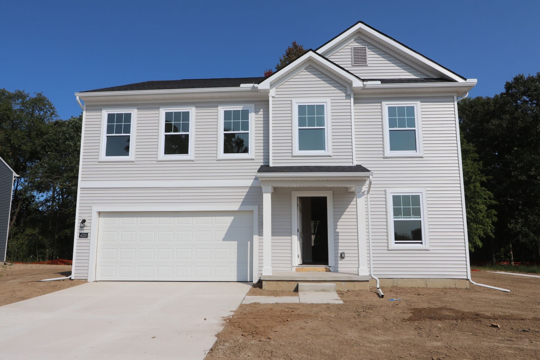 Front Exterior:Front Exterior
