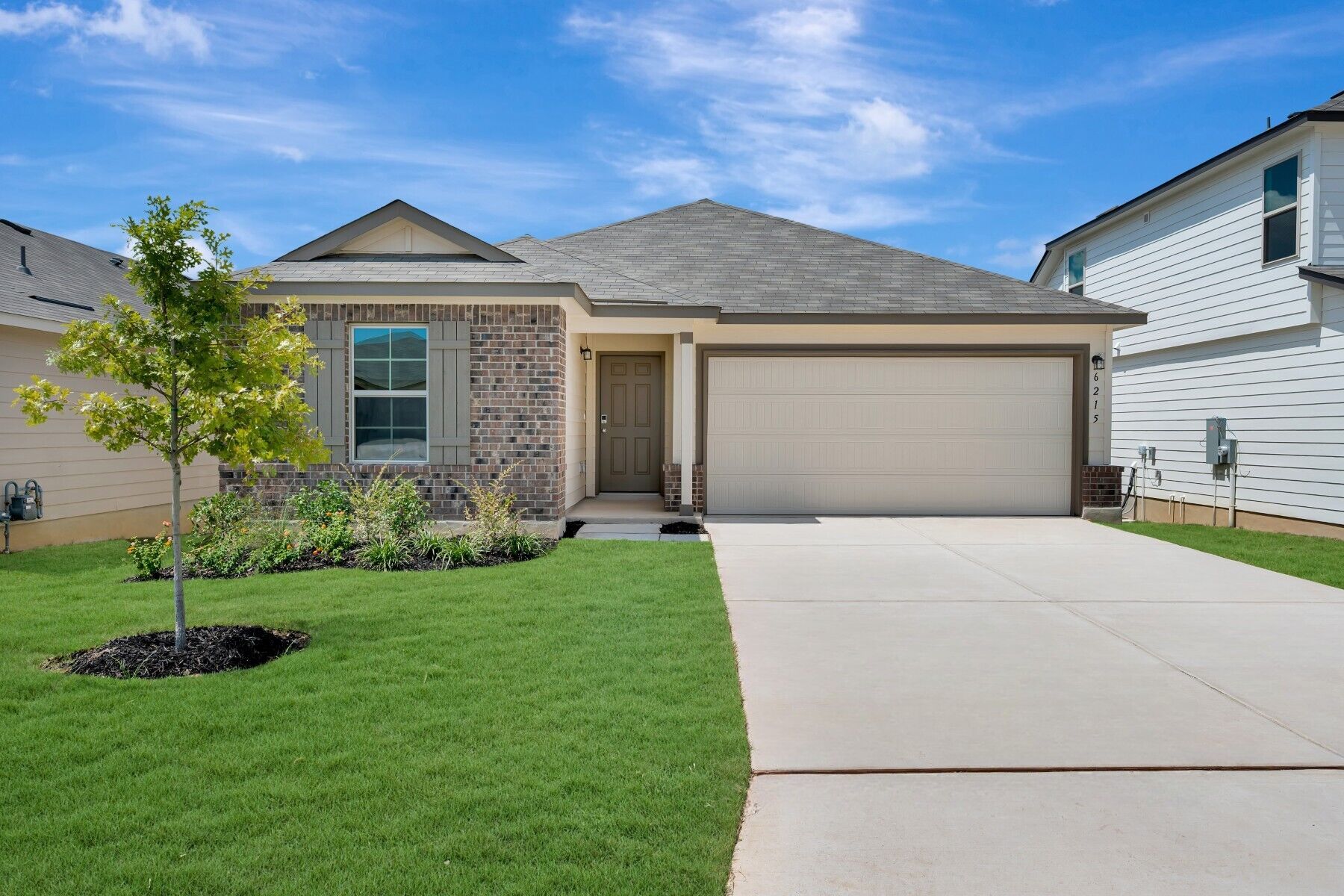 Front Exterior:Front Exterior