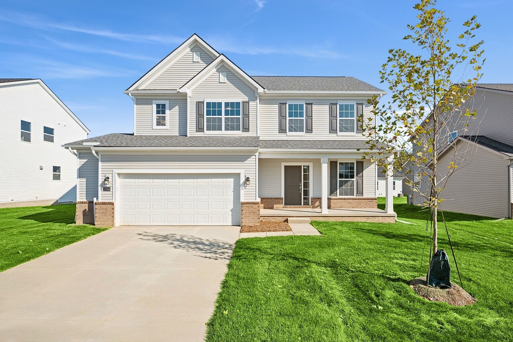 Front Exterior:Front Exterior