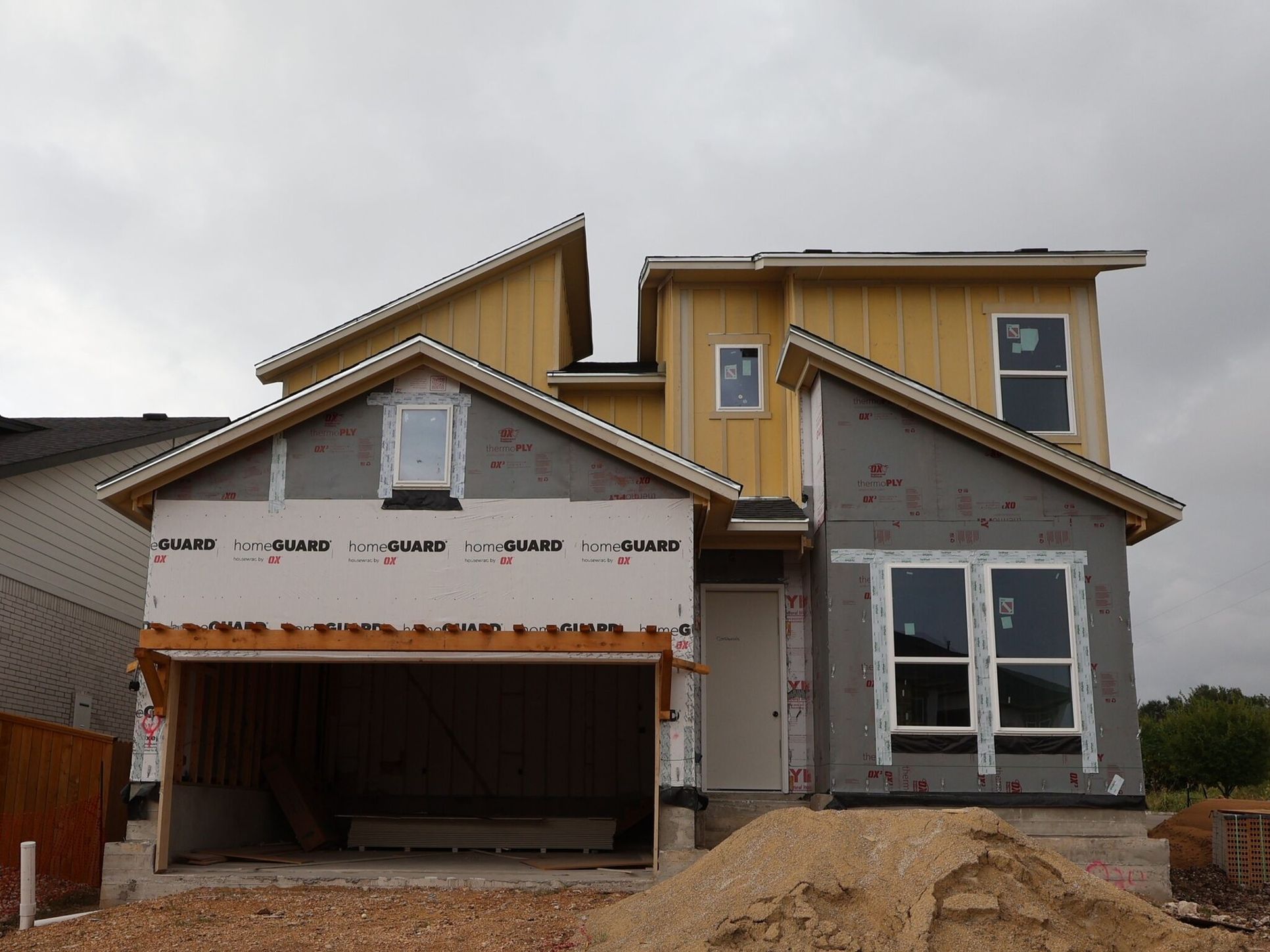 Front Exterior:Front Exterior