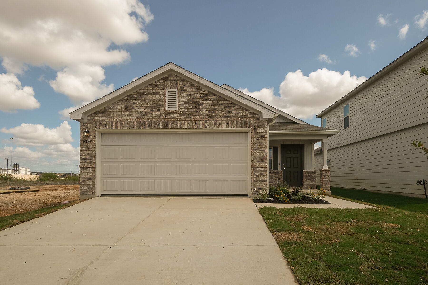 Exterior:Exterior