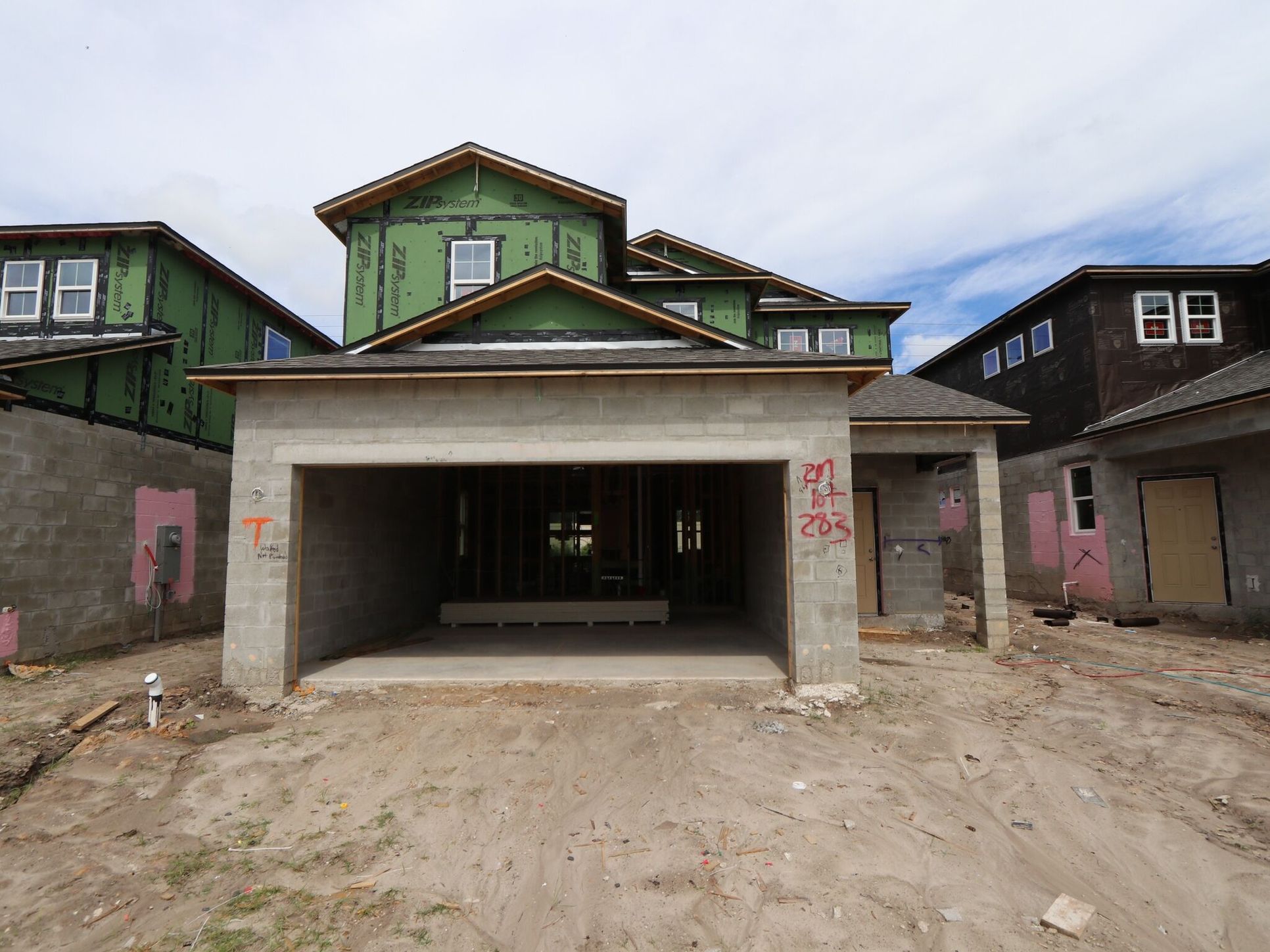 Front Exterior:Front Exterior