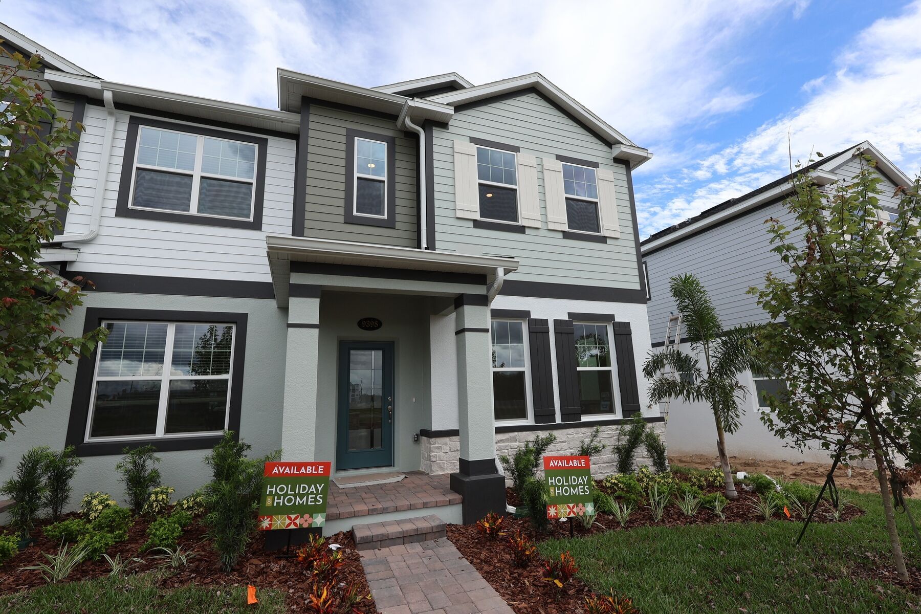 Front Exterior:Front Exterior