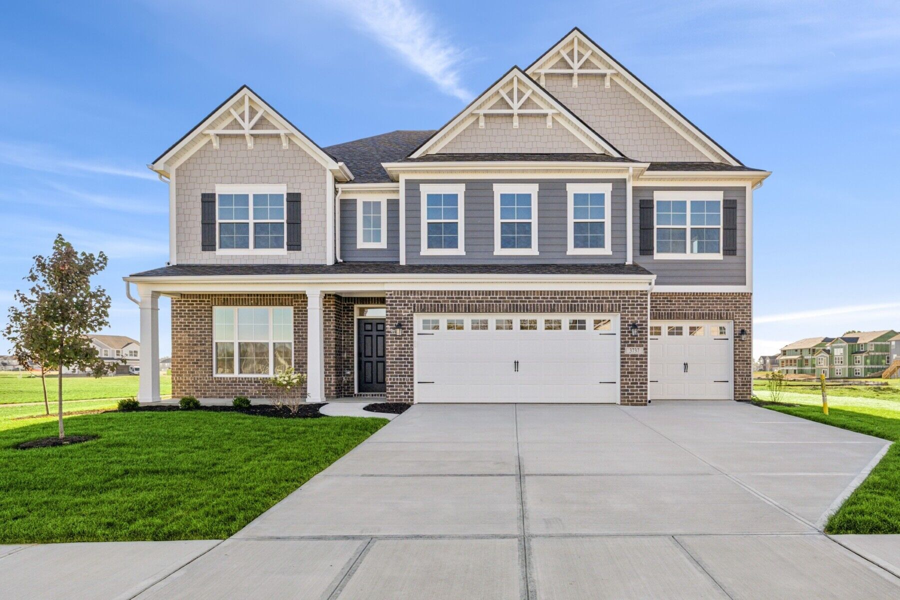 Front Exterior:Front Exterior