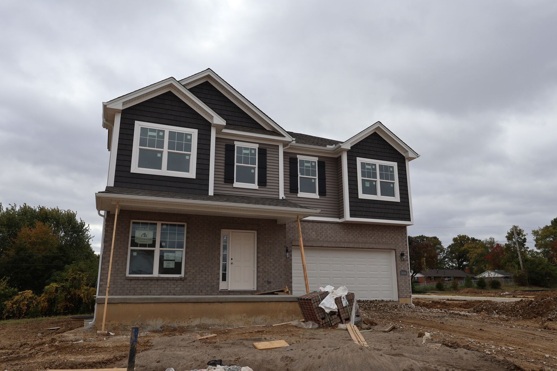 Front Exterior:Front Exterior