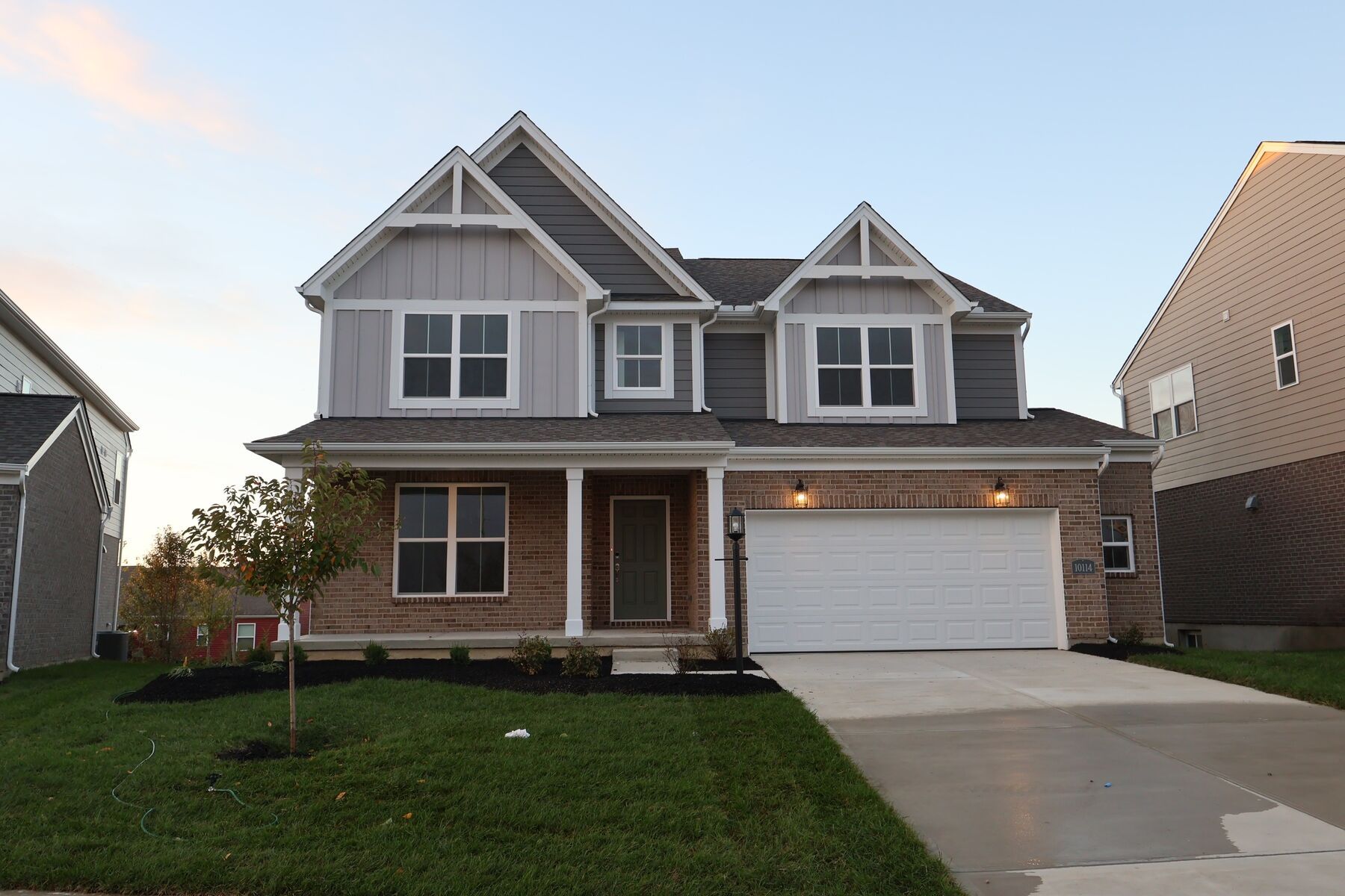 Front Exterior:Front Exterior