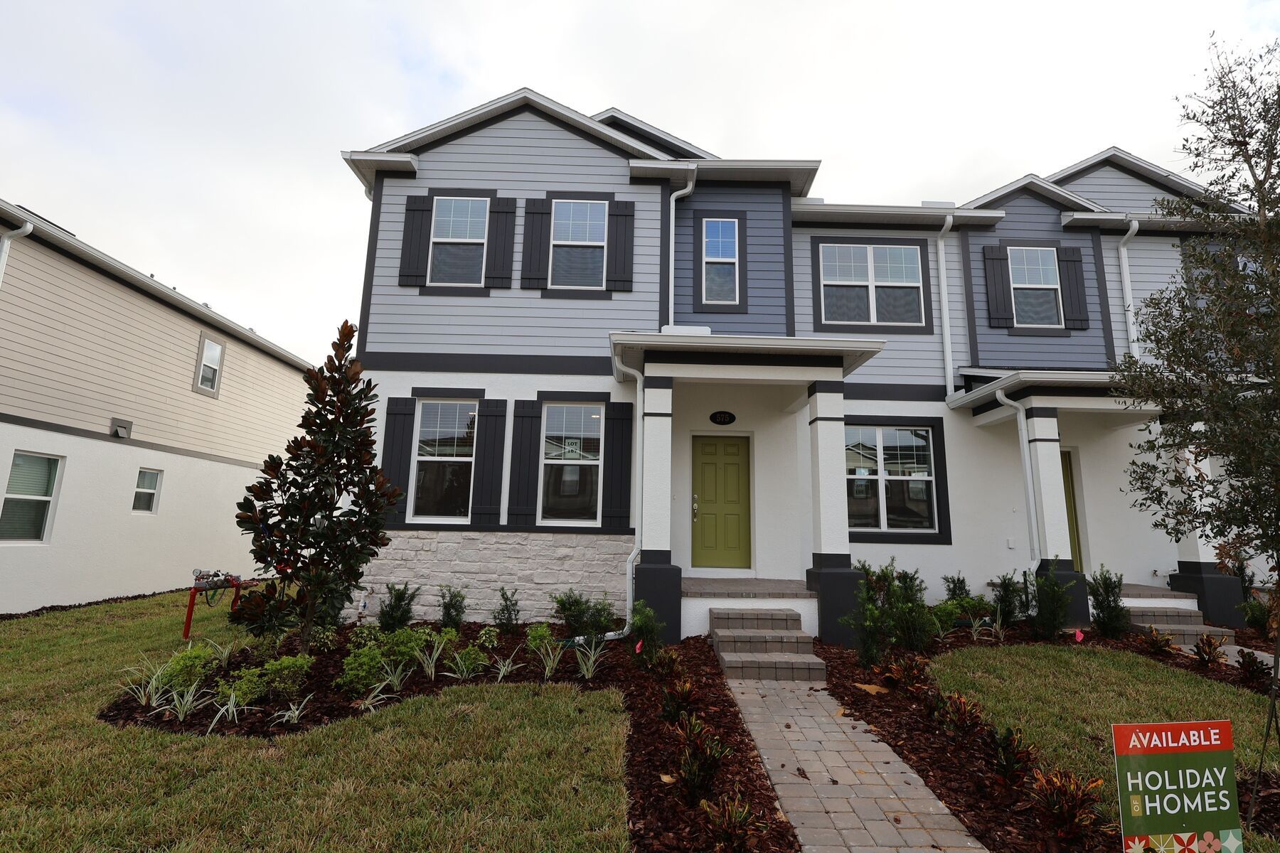 Front Exterior:Front Exterior