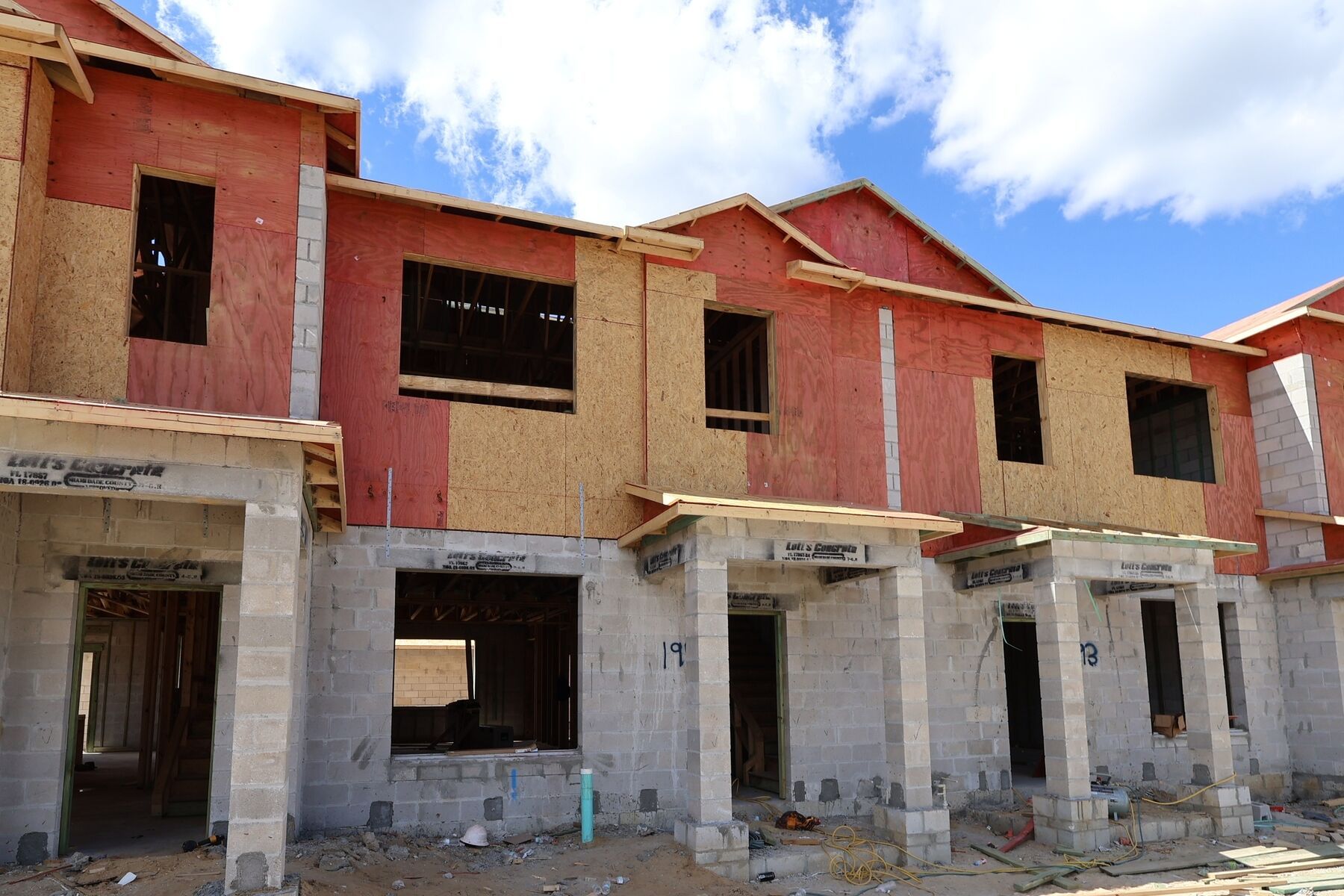 Front Exterior:Front Exterior