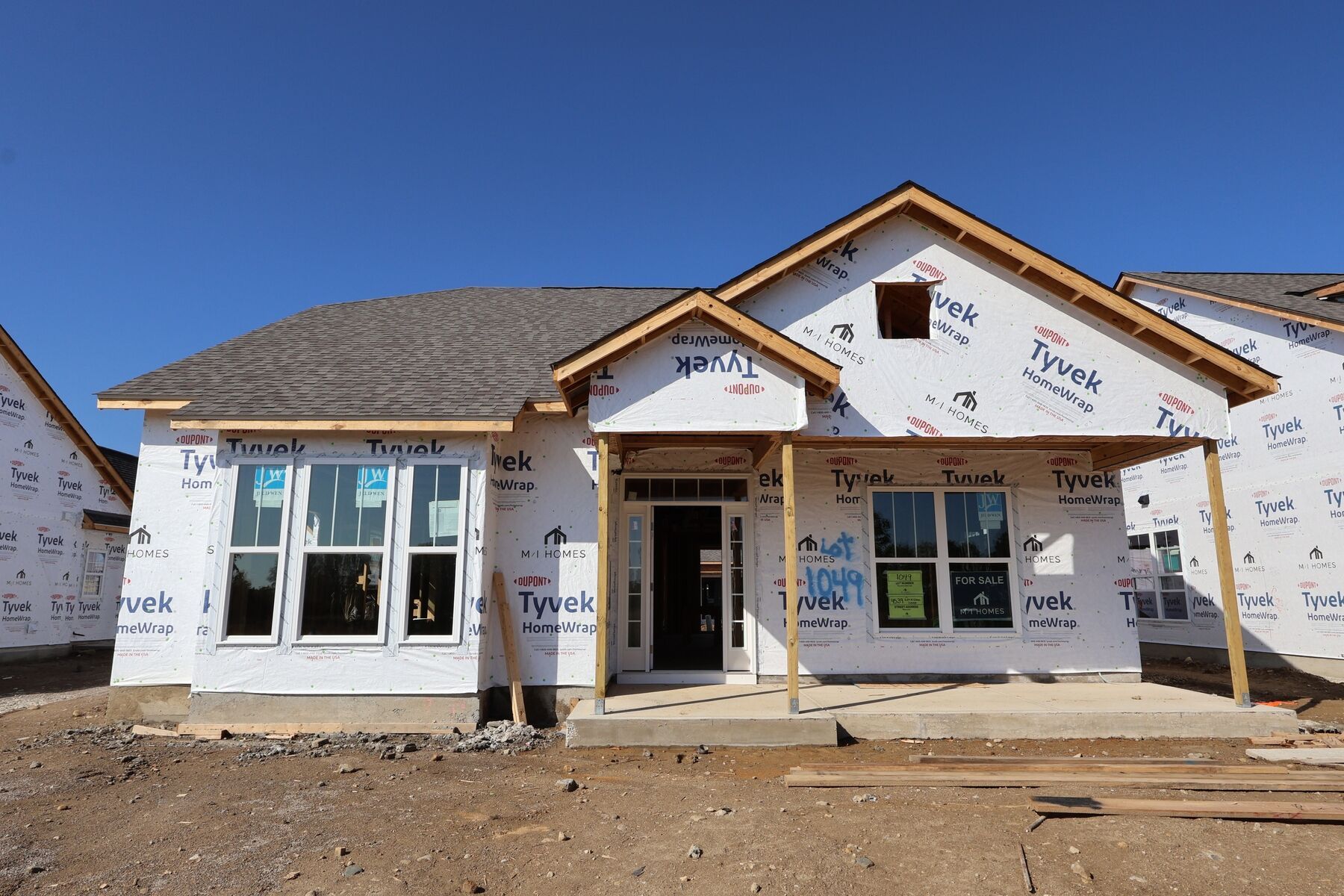 Front Exterior:Front Exterior