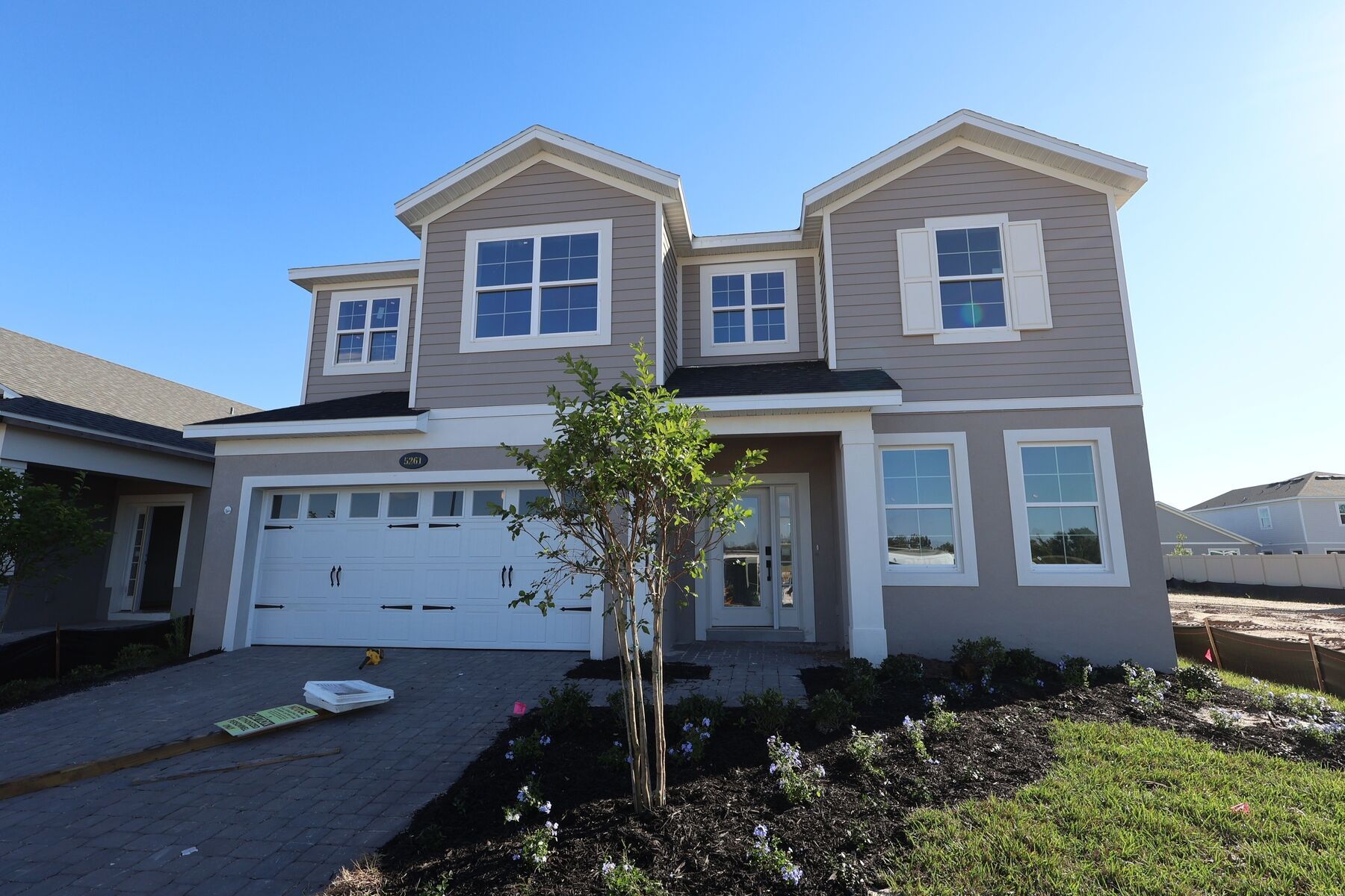 Front Exterior:Front Exterior