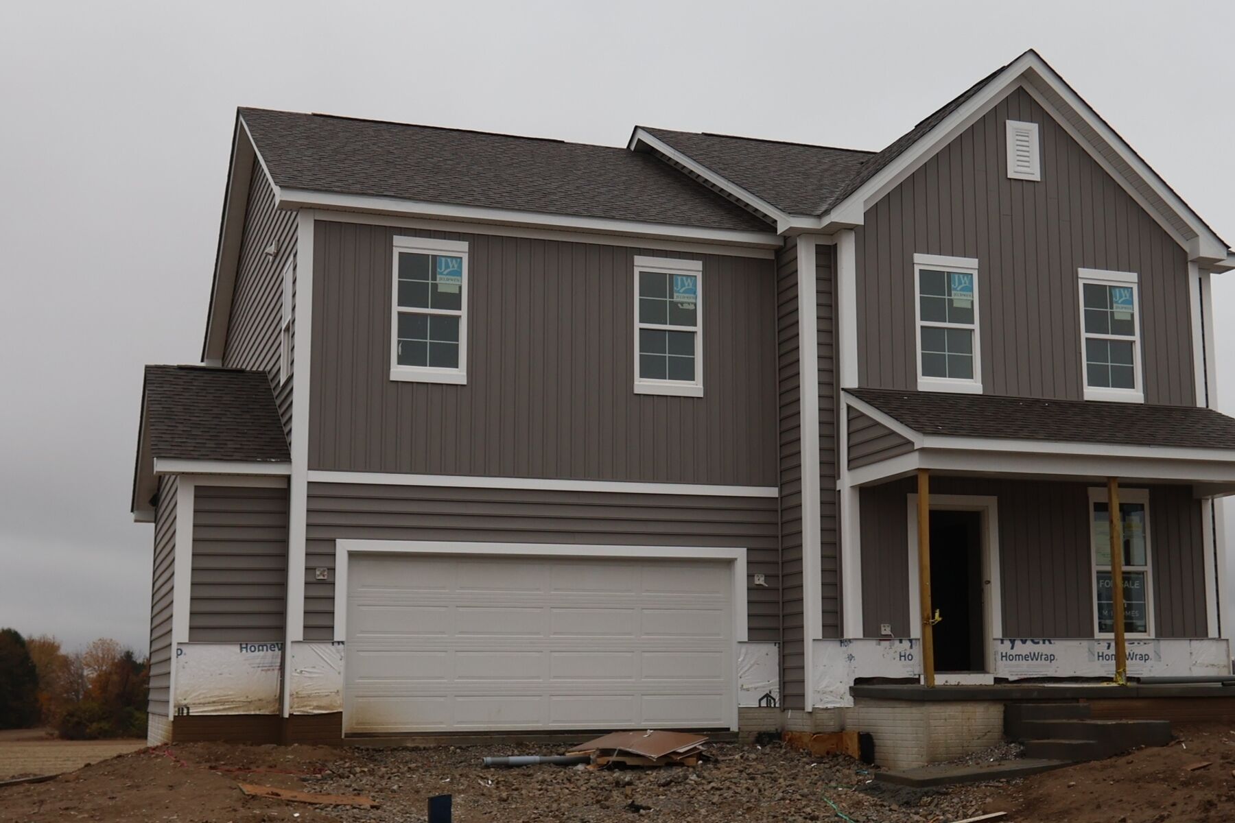 Front Exterior:Front Exterior