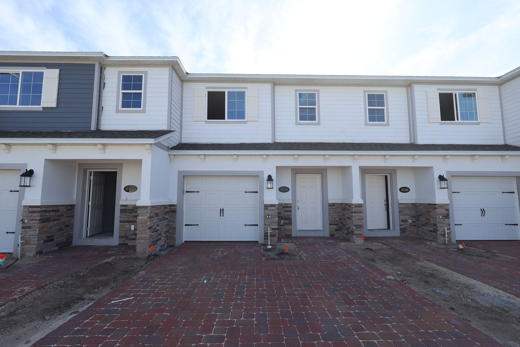 Front Exterior:Front Exterior