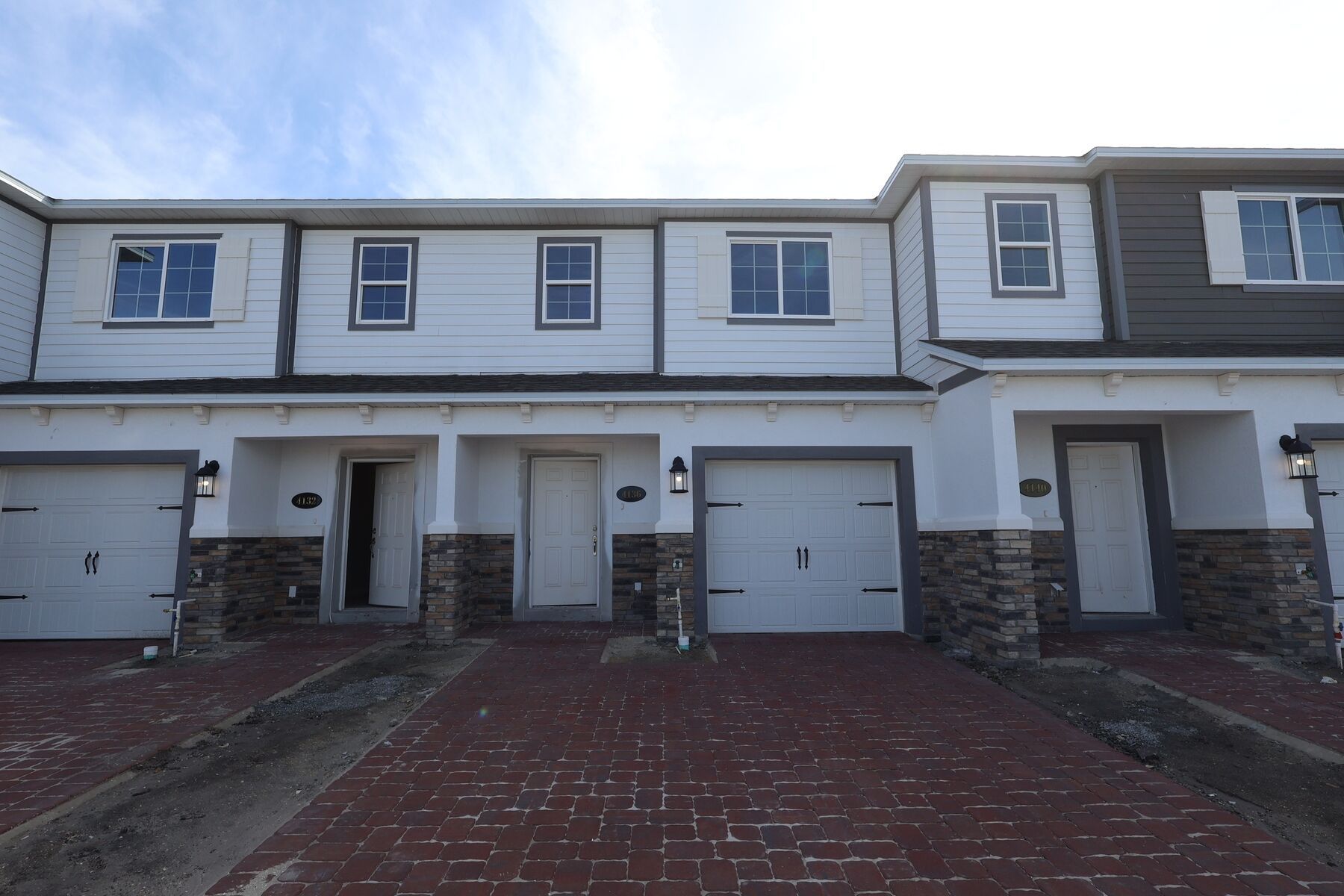 Front Exterior:Front Exterior