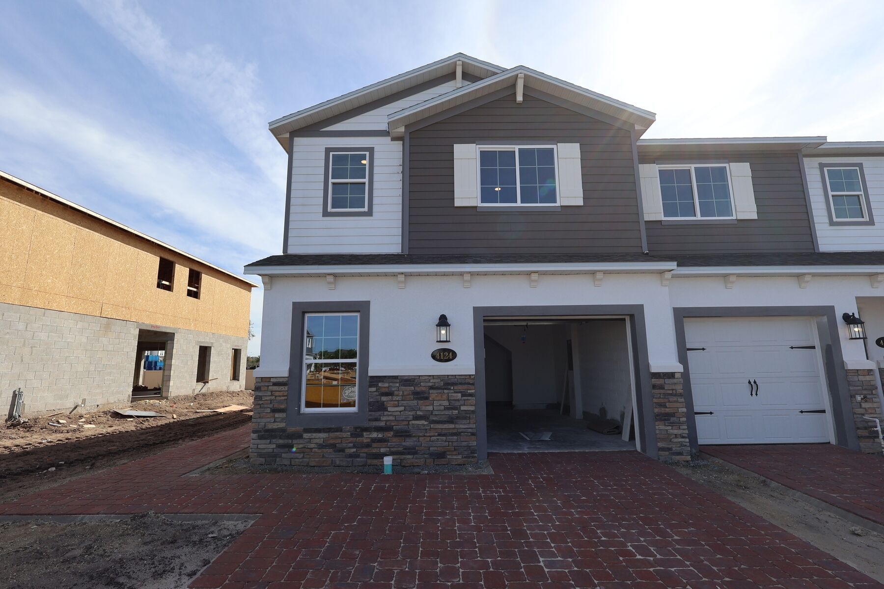 Front Exterior:Front Exterior