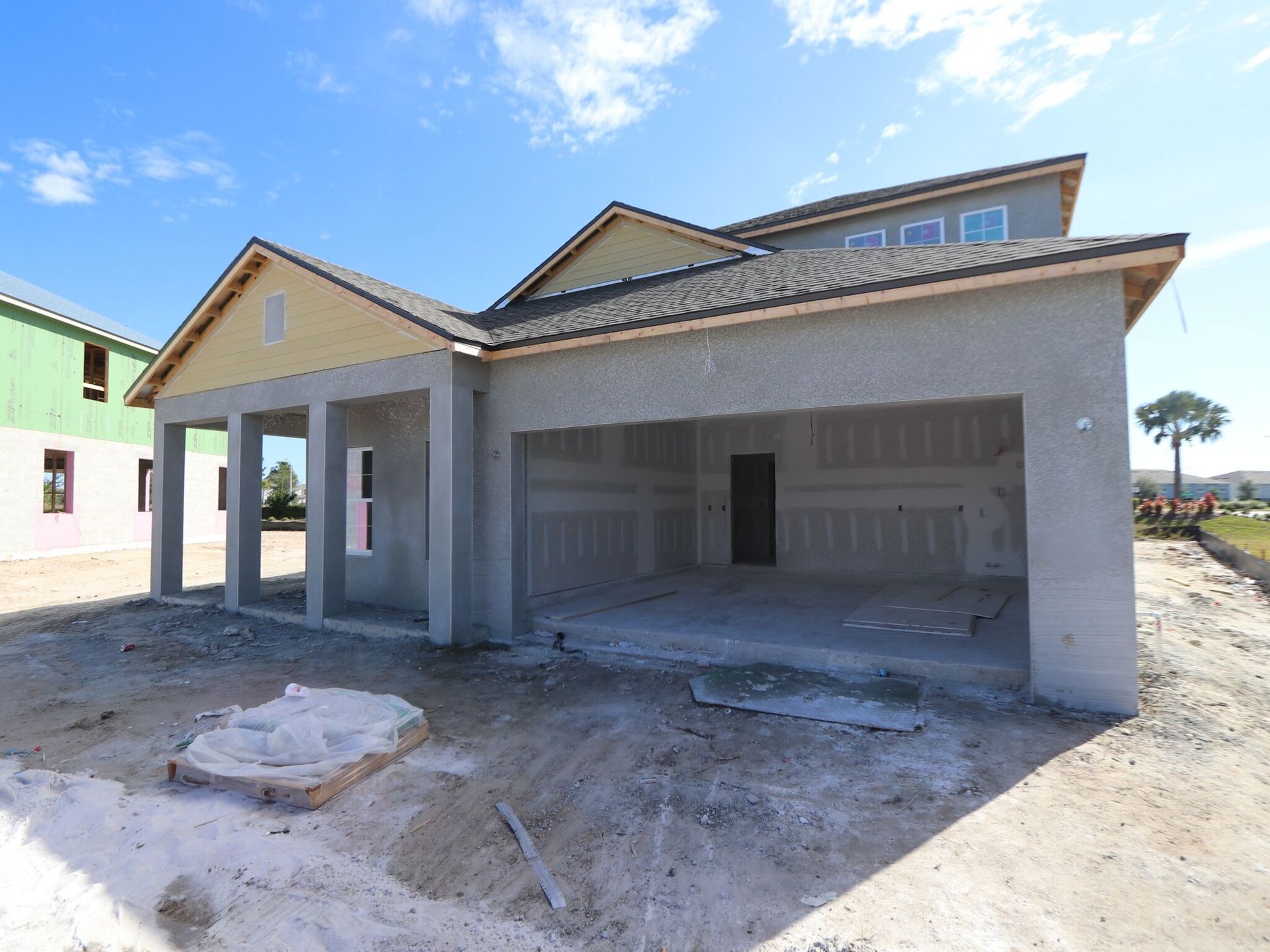 Front Exterior:Front Exterior