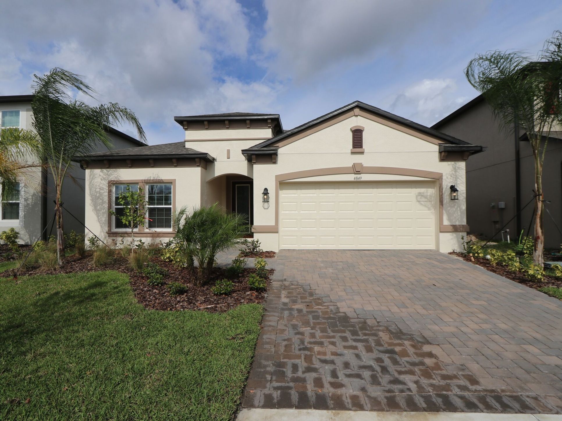 Front Exterior:Front Exterior