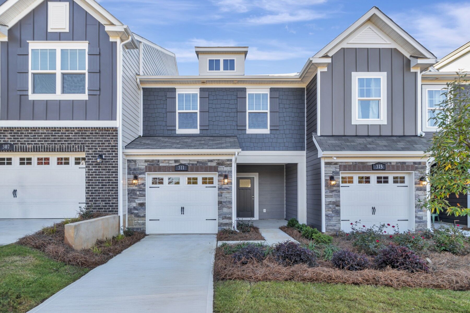 Front Exterior:Front Exterior