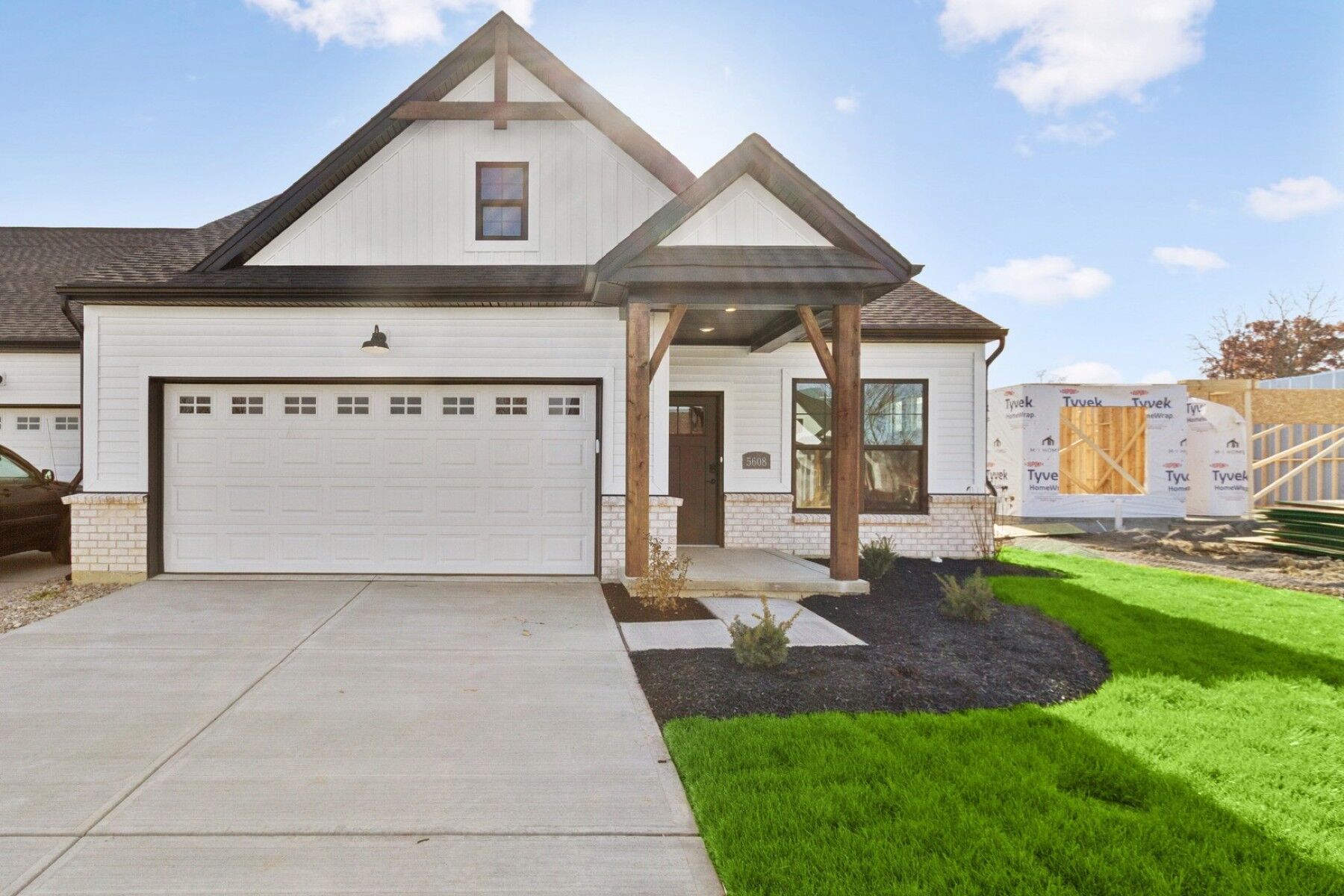 Front Exterior:Front Exterior