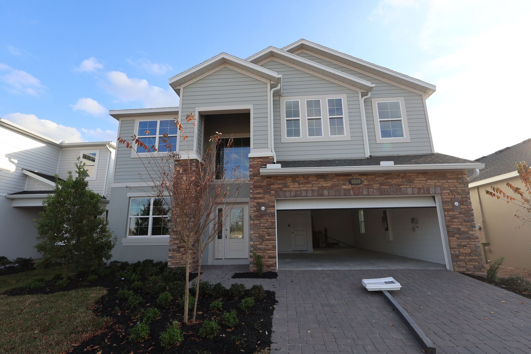 Front Exterior:Front Exterior