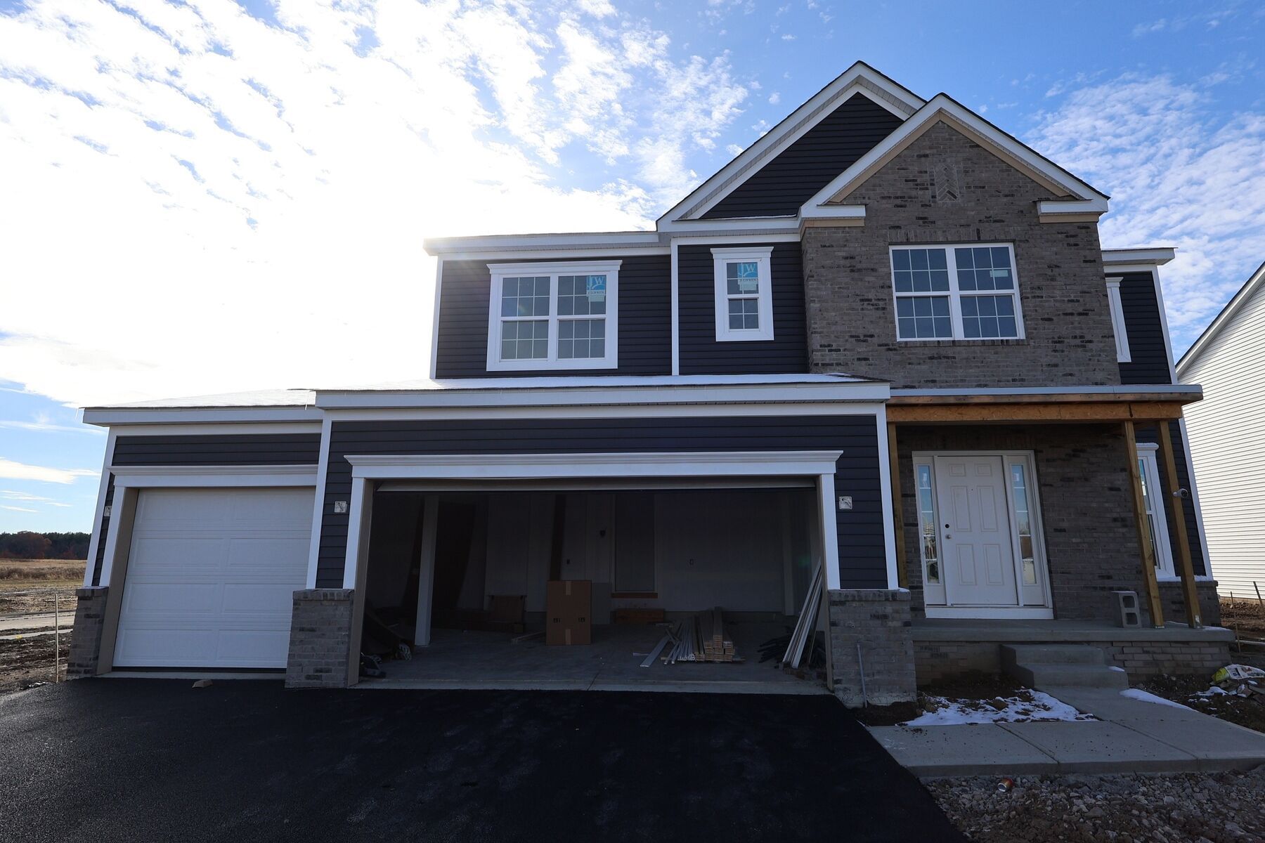 Front Exterior:Front Exterior