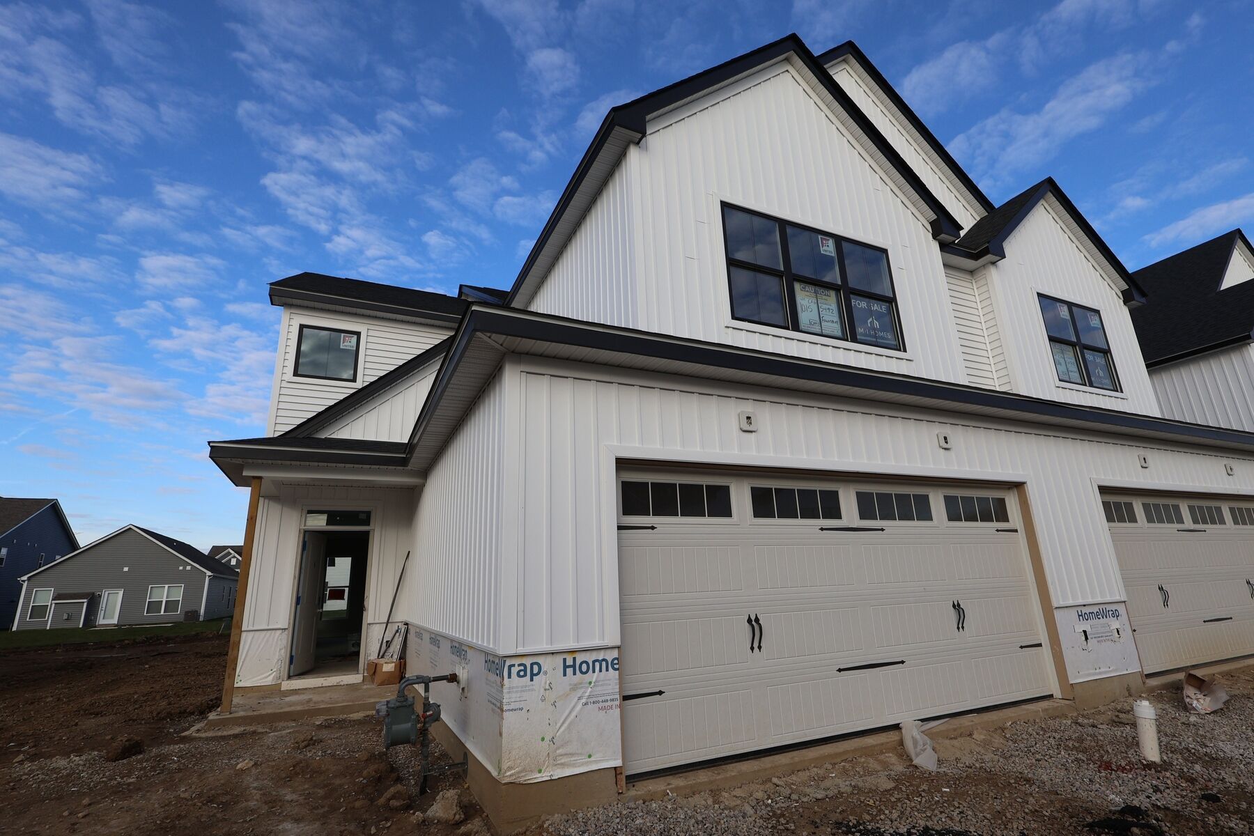 Side Exterior:Side Exterior